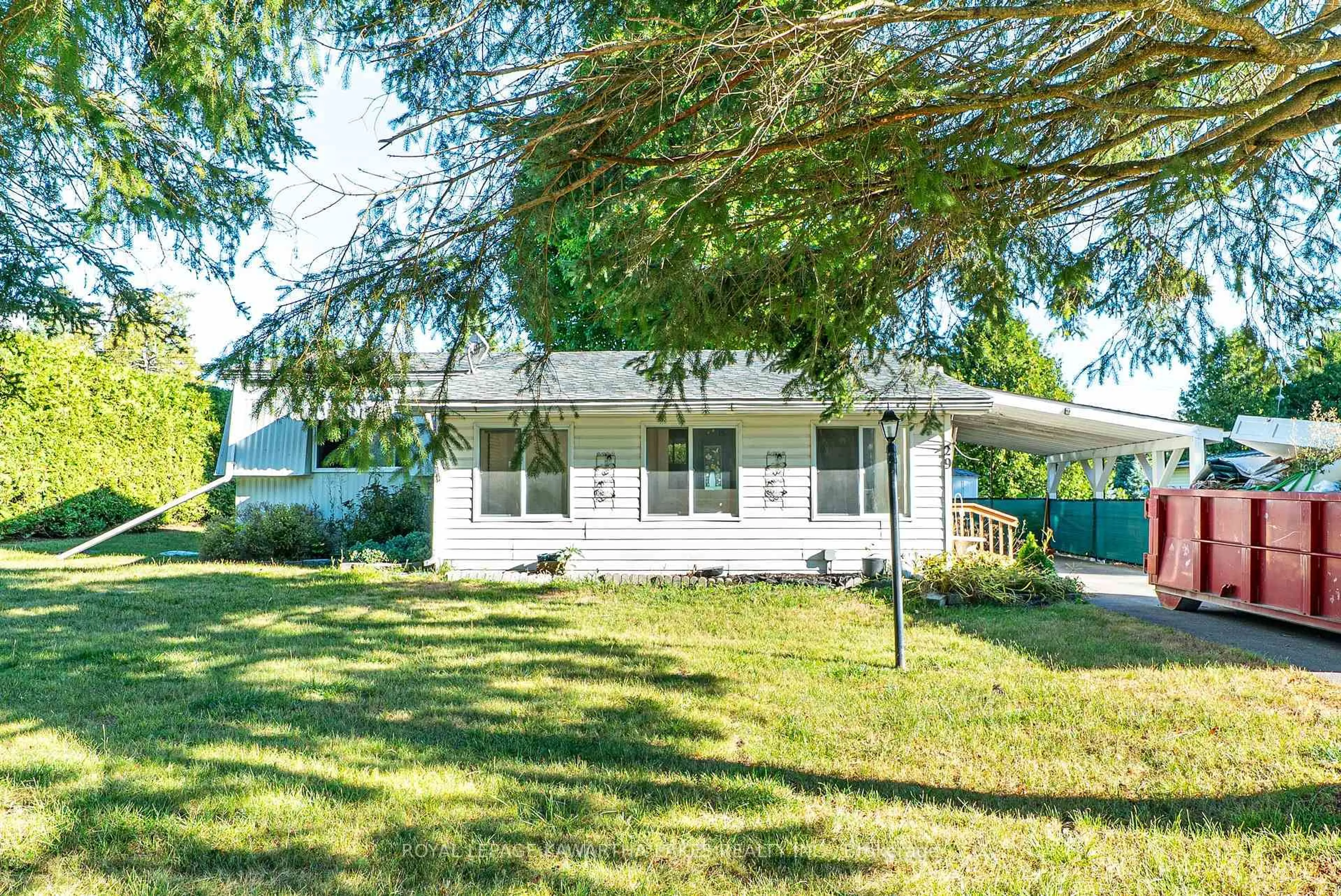 Home with vinyl exterior material, street for 29 Macal Dr, Kawartha Lakes Ontario K9V 0H5