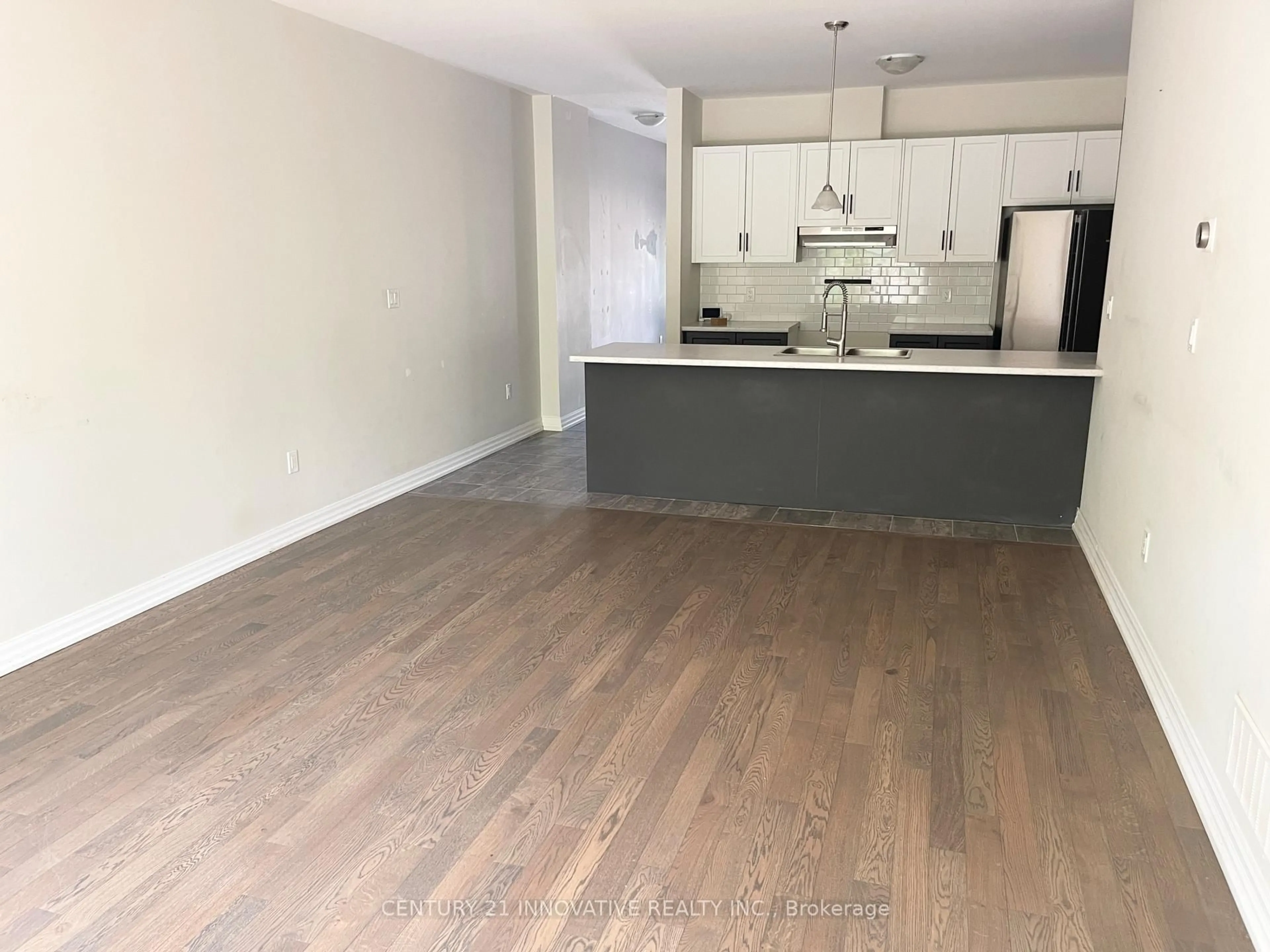 A pic of a room for 4311 Mann St #44, Niagara Falls Ontario L2G 0A4