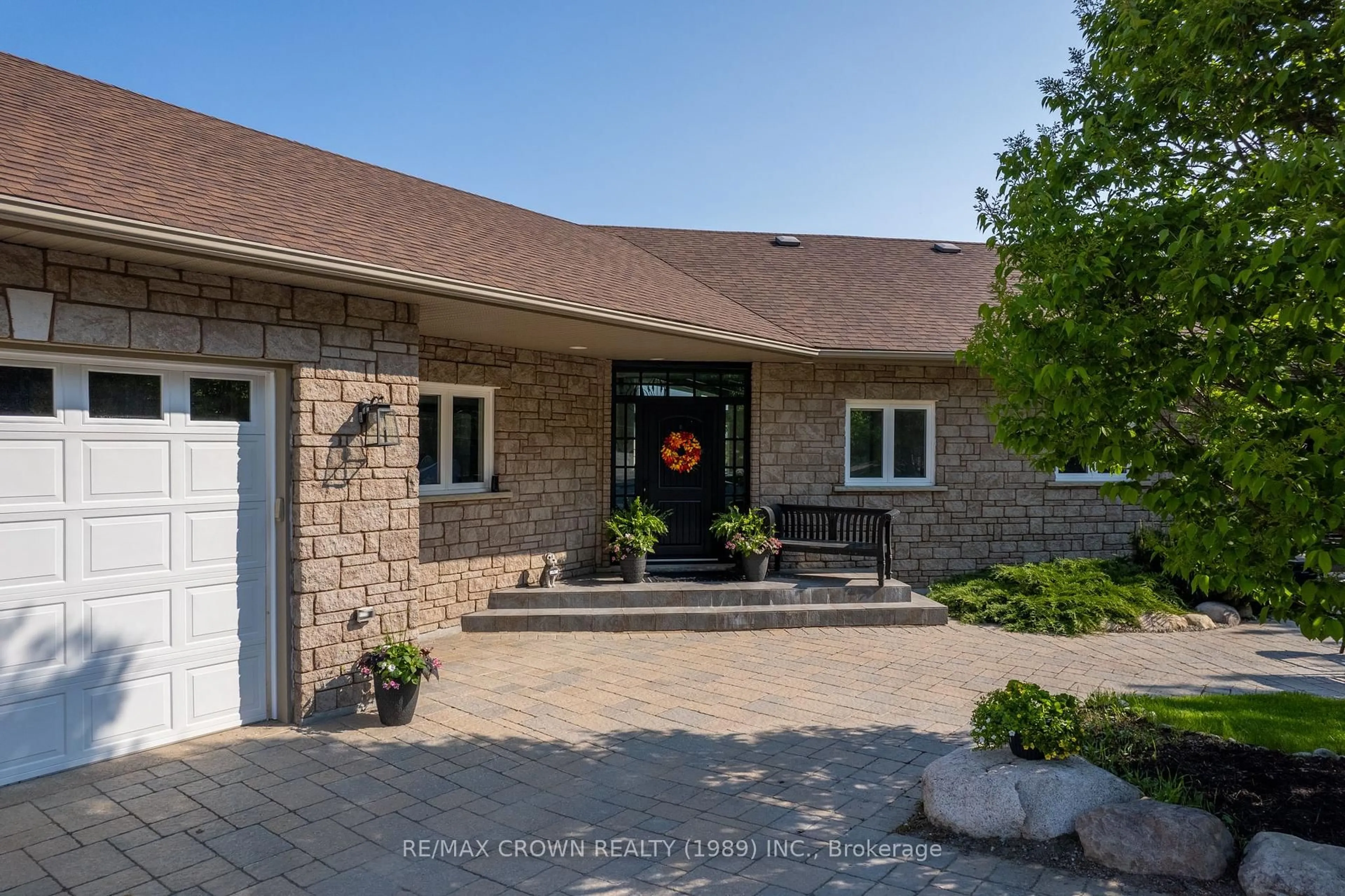 Home with brick exterior material, street for 20 Breezehill Rd, Greater Sudbury Ontario P0M 2Y0
