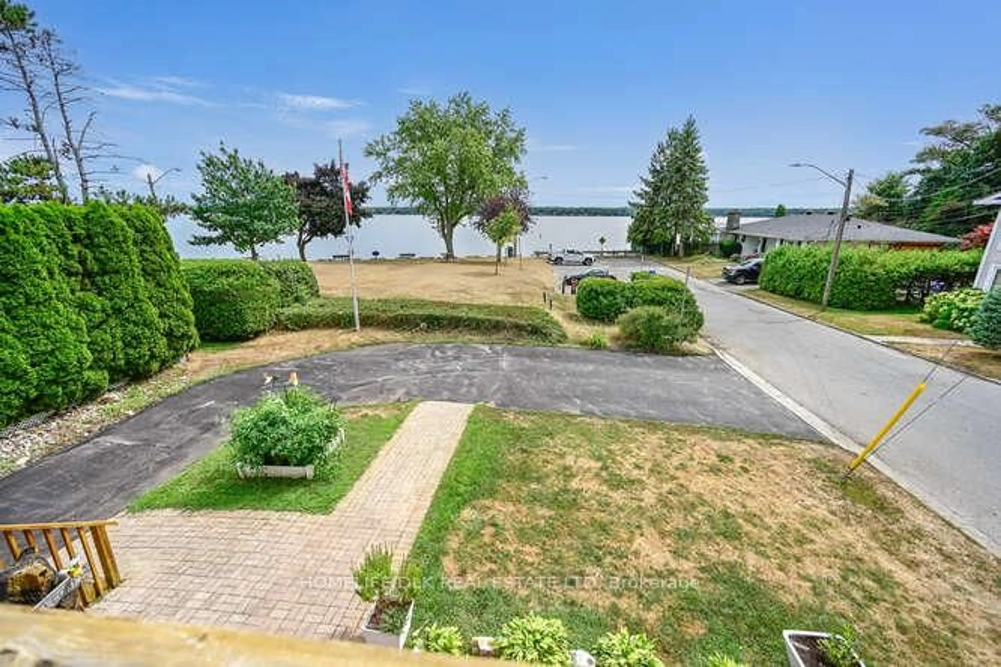 A pic from outside/outdoor area/front of a property/back of a property/a pic from drone, water/lake/river/ocean view for 5 Thomas St, Brockville Ontario K6V 5K9