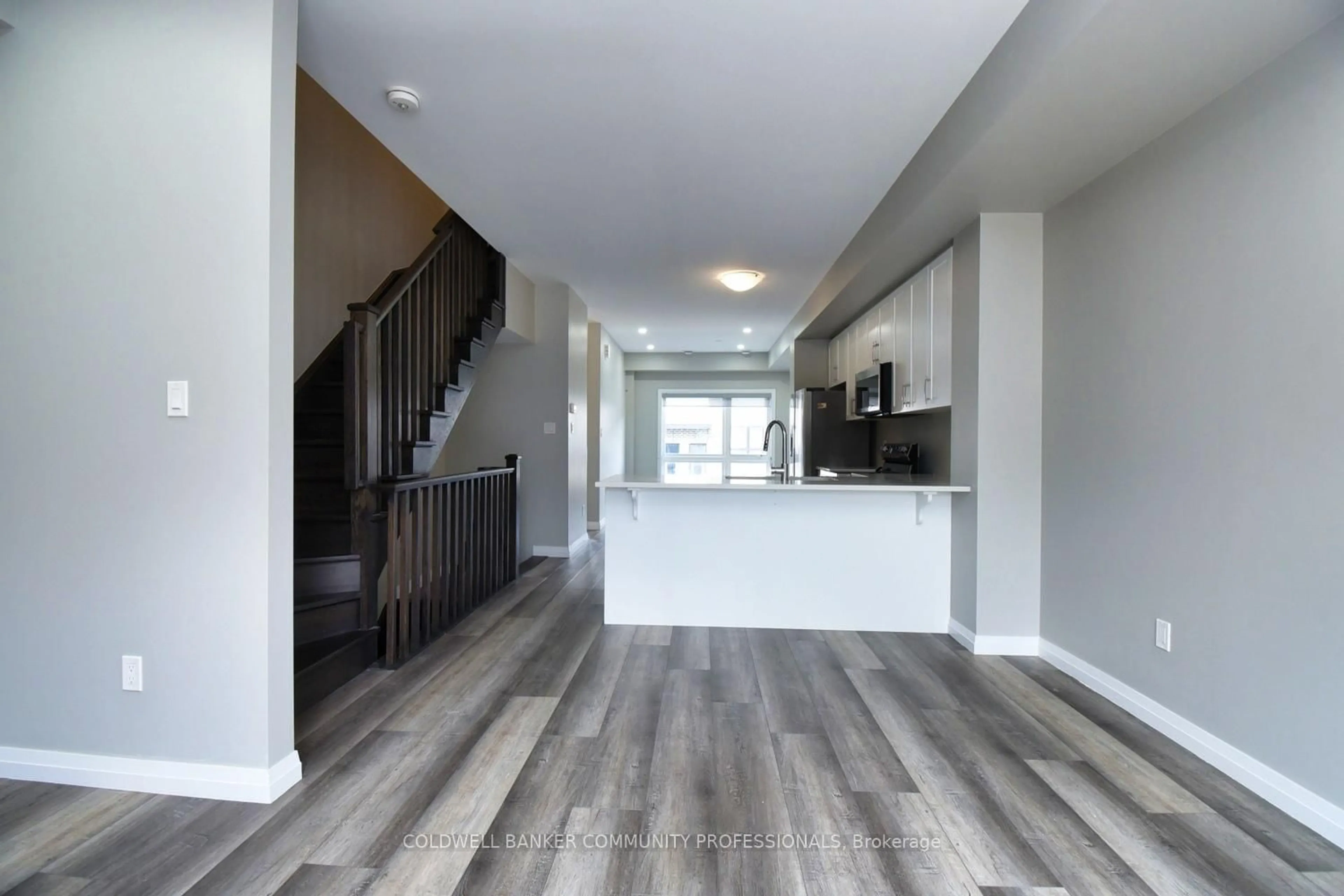 Open concept kitchen, unknown for 720 Grey St #70, Brant Ontario N3S 0K2