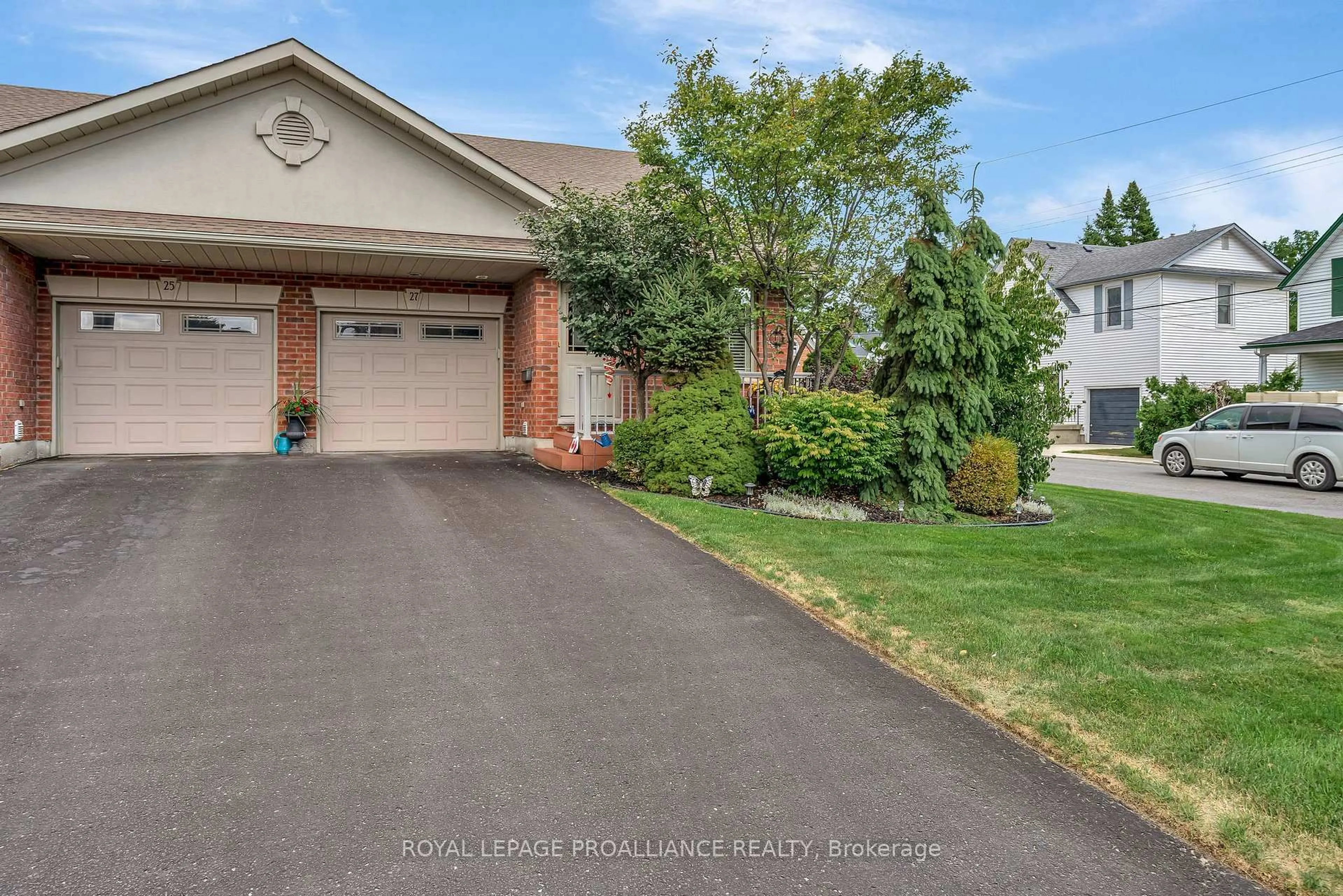 Unknown for 27 Division St, Brighton Ontario K0K 1H0
