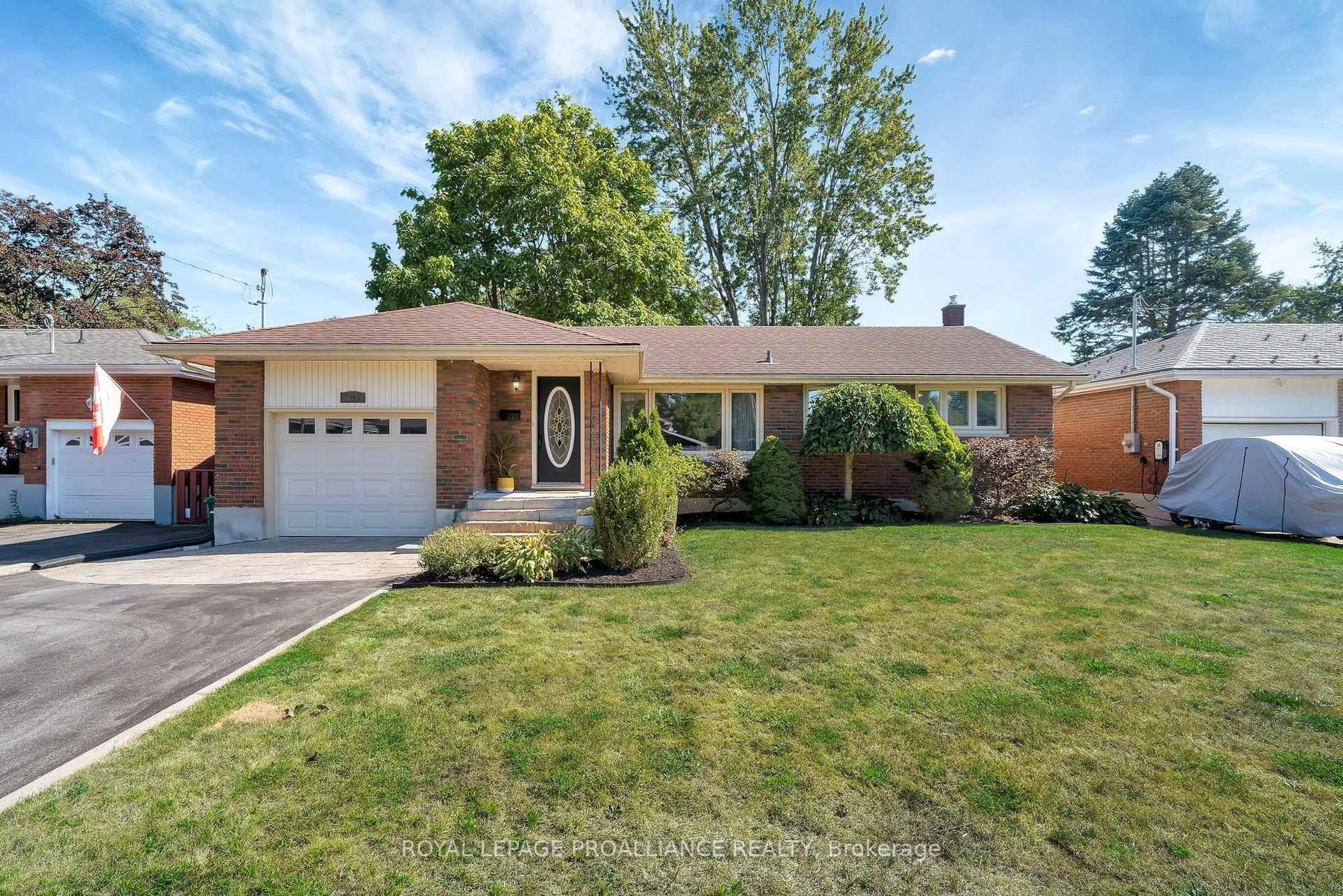 Home with brick exterior material, street for 549 Victoria Ave, Belleville Ontario K8N 2G6