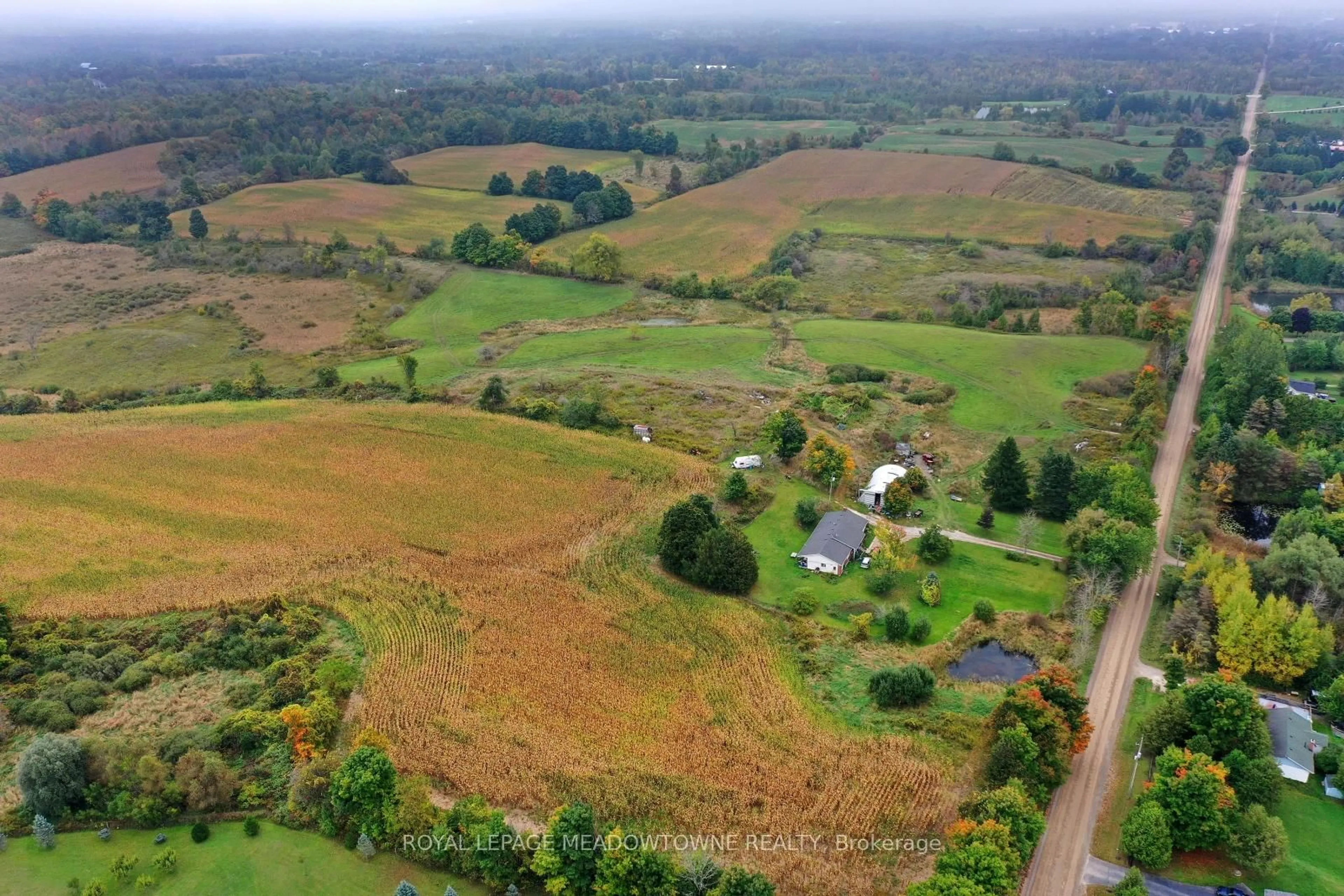 A pic from outside/outdoor area/front of a property/back of a property/a pic from drone, mountain view for 5167 Fifth Line, Erin Ontario N0B 1T0