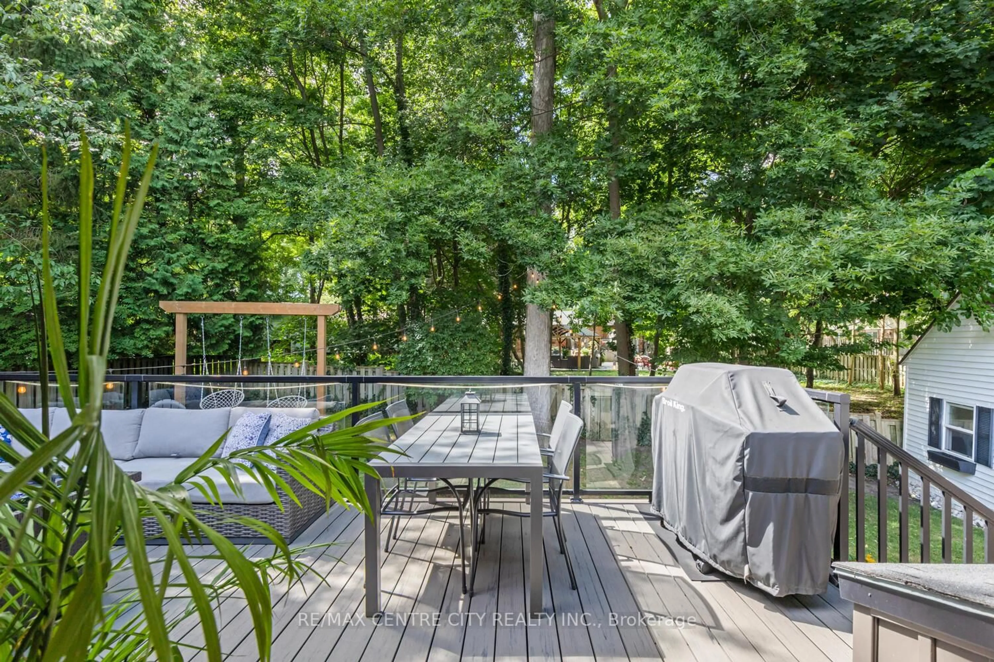 Patio, forest/trees view for 469 Belvedere Pl, London South Ontario N6K 2G2
