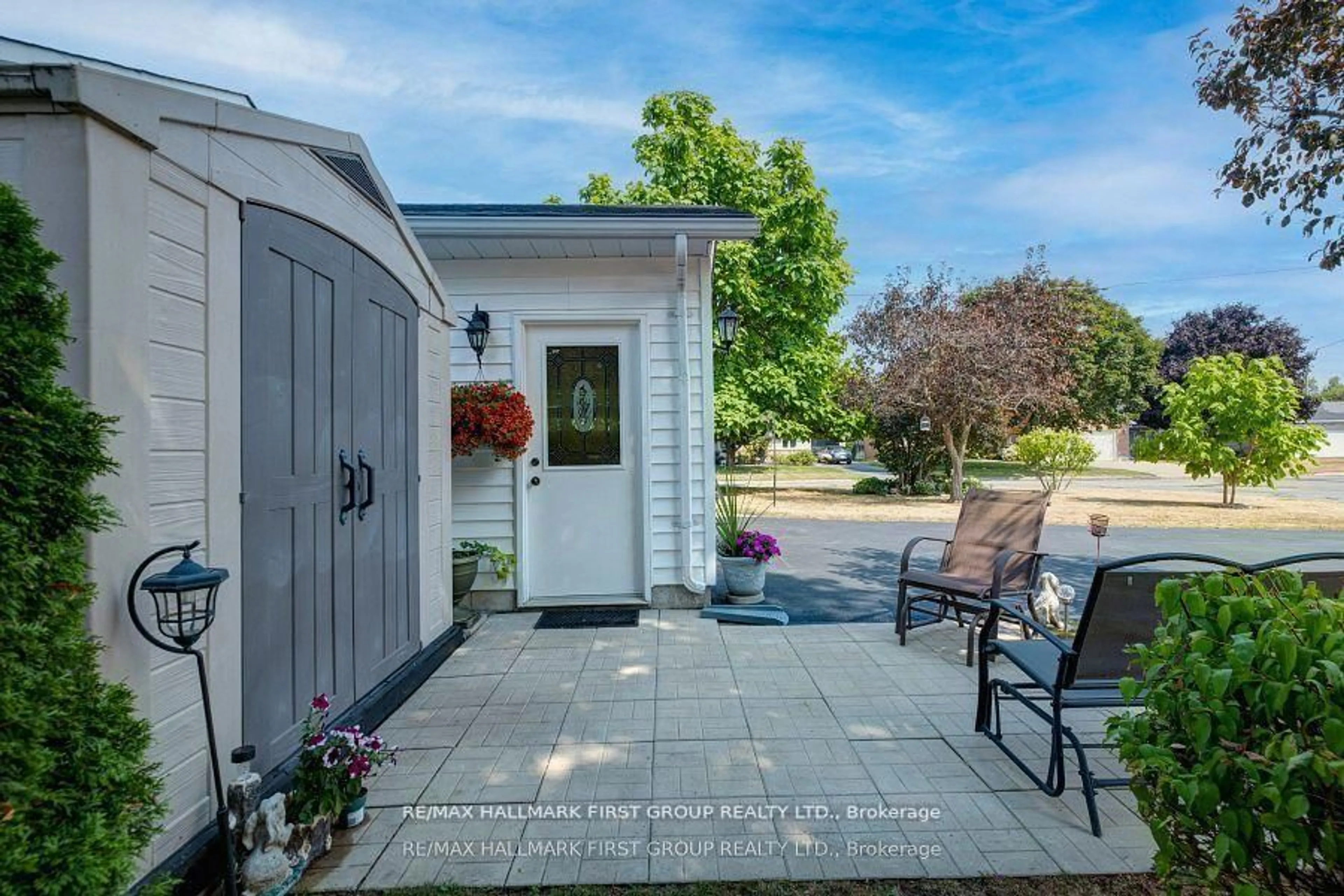 Patio, street for 15 Catherine Cres, Brighton Ontario K0K 1H0