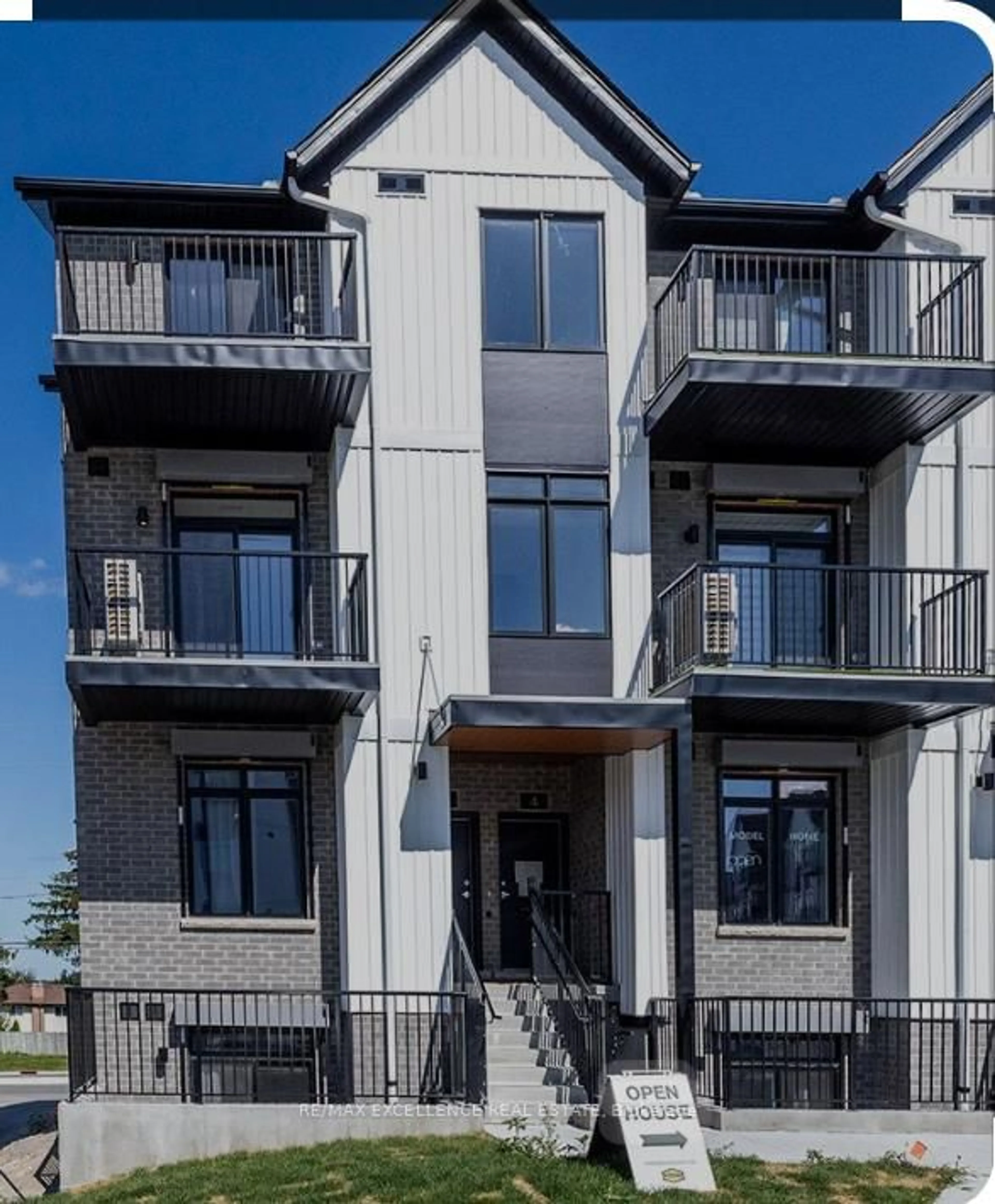 Unknown for 405 Myers Rd #1, Cambridge Ontario N1P 0B6