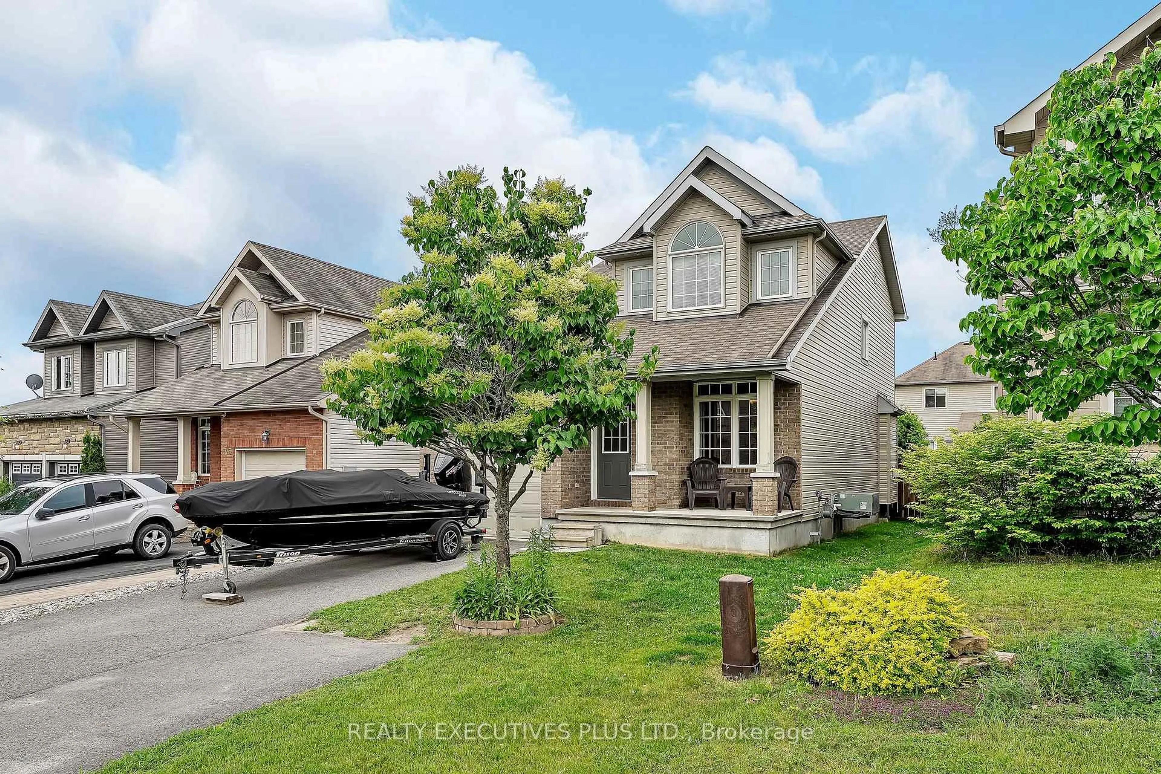 Home with brick exterior material, street for 341 Jasper Cres, Clarence-Rockland Ontario K4K 0C9