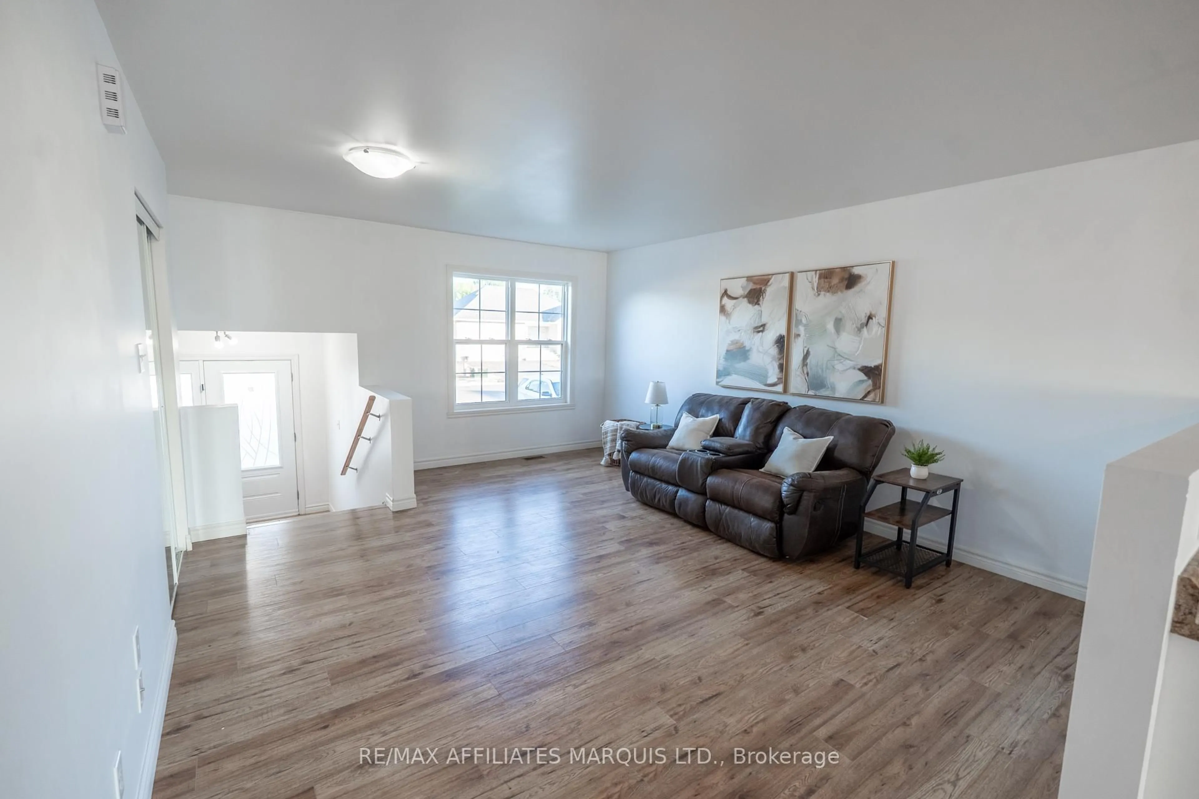 Living room with furniture, unknown for 101 French Ave, South Stormont Ontario K0C 2P0