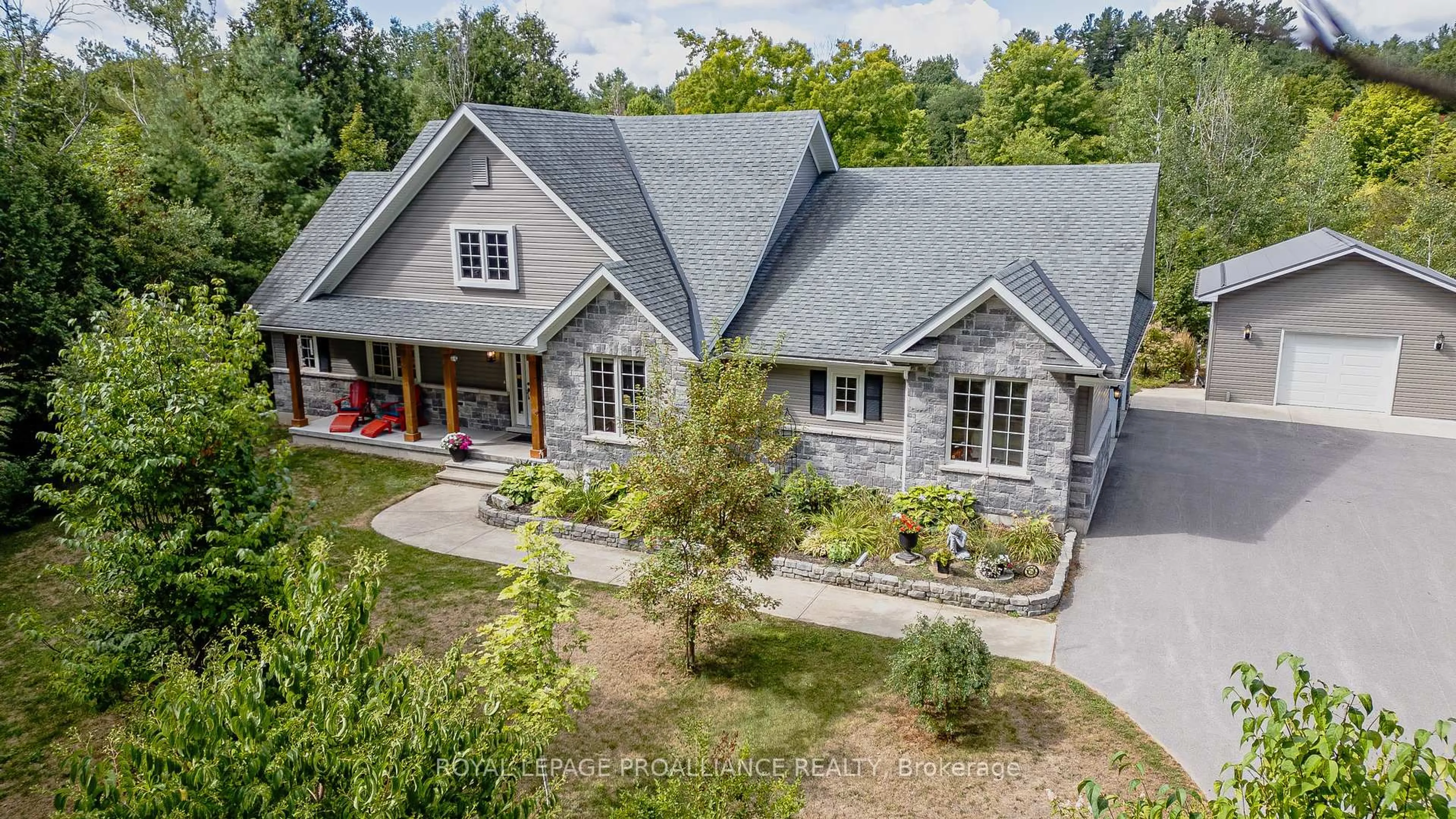 A pic from outside/outdoor area/front of a property/back of a property/a pic from drone, unknown for 770 Victoria St, Tweed Ontario K0K 3J0