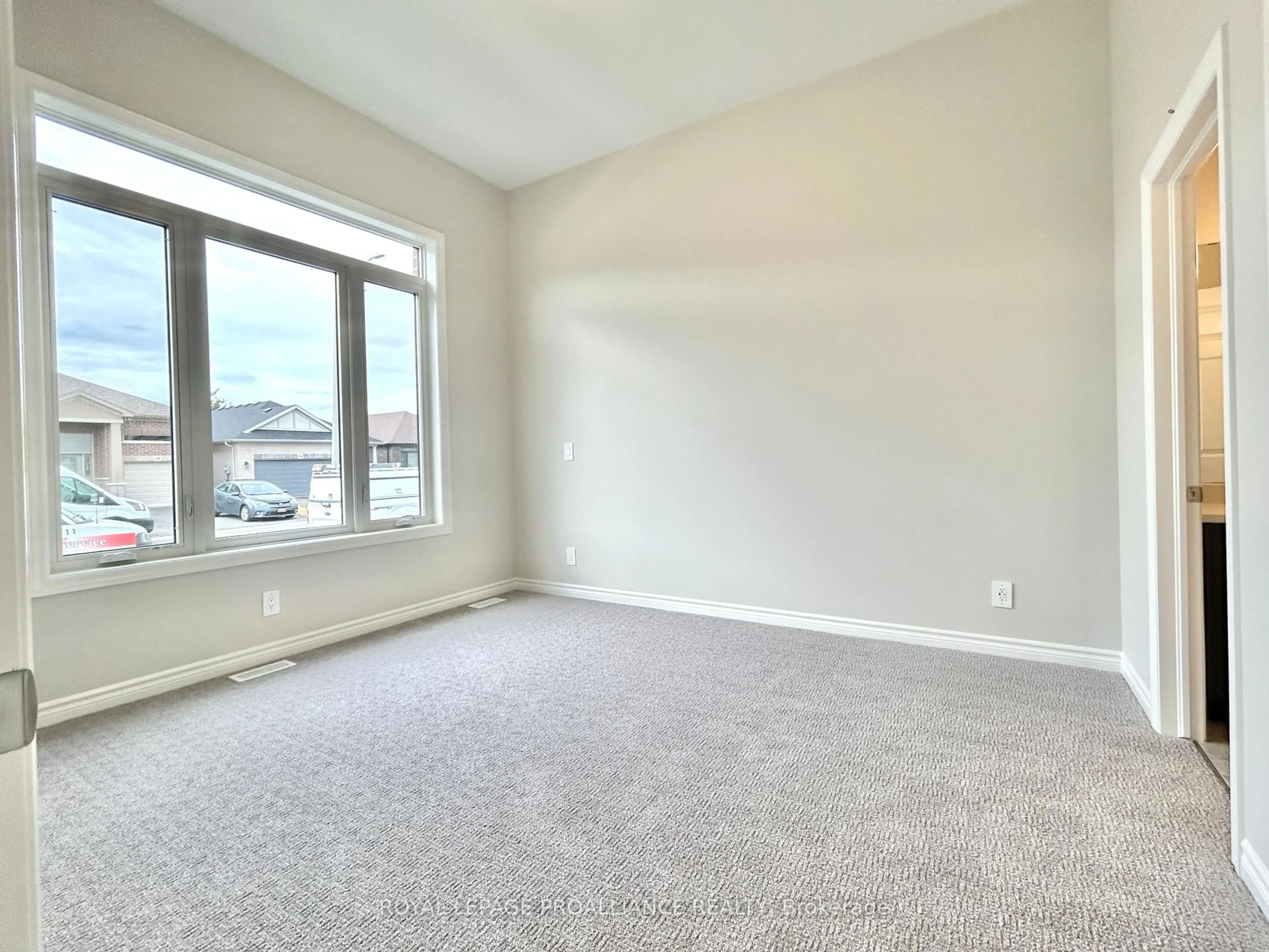 A pic of a room for 29 Athabaska Dr, Belleville Ontario K8N 0T1