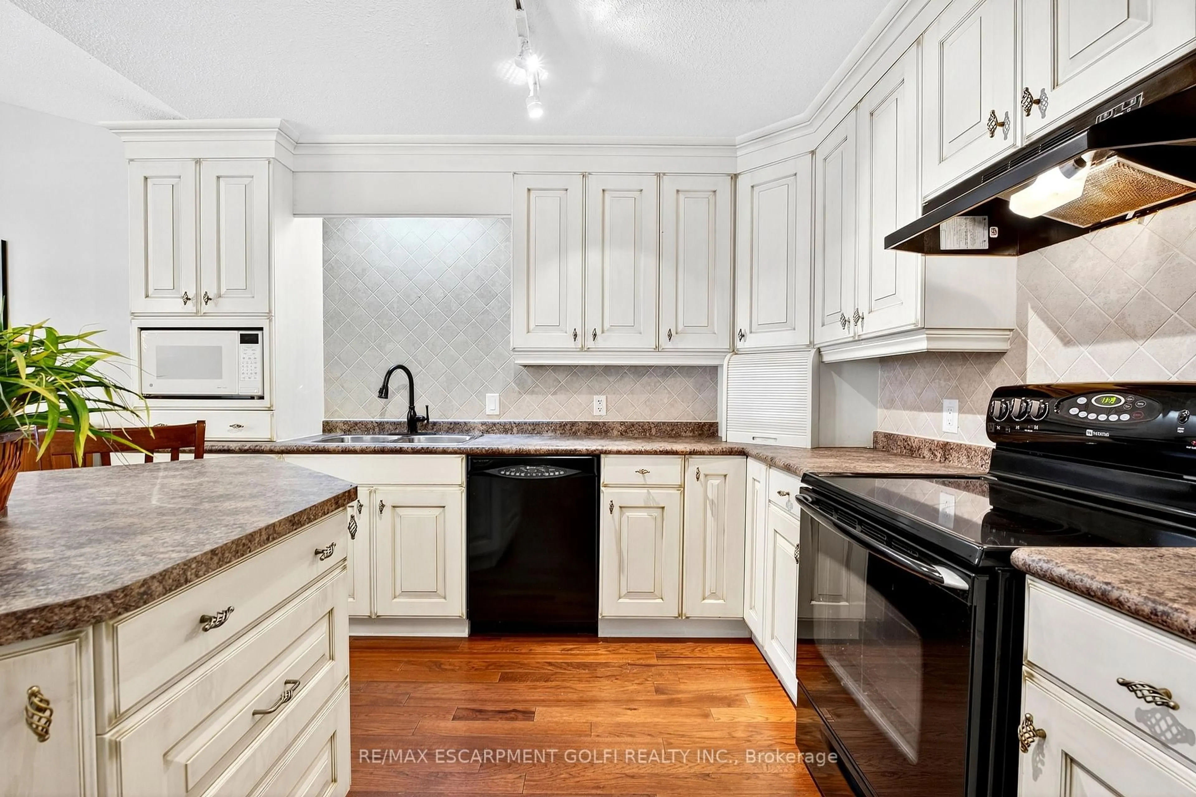 Unknown for 605 Welland Ave #33, St. Catharines Ontario L2M 7Z7