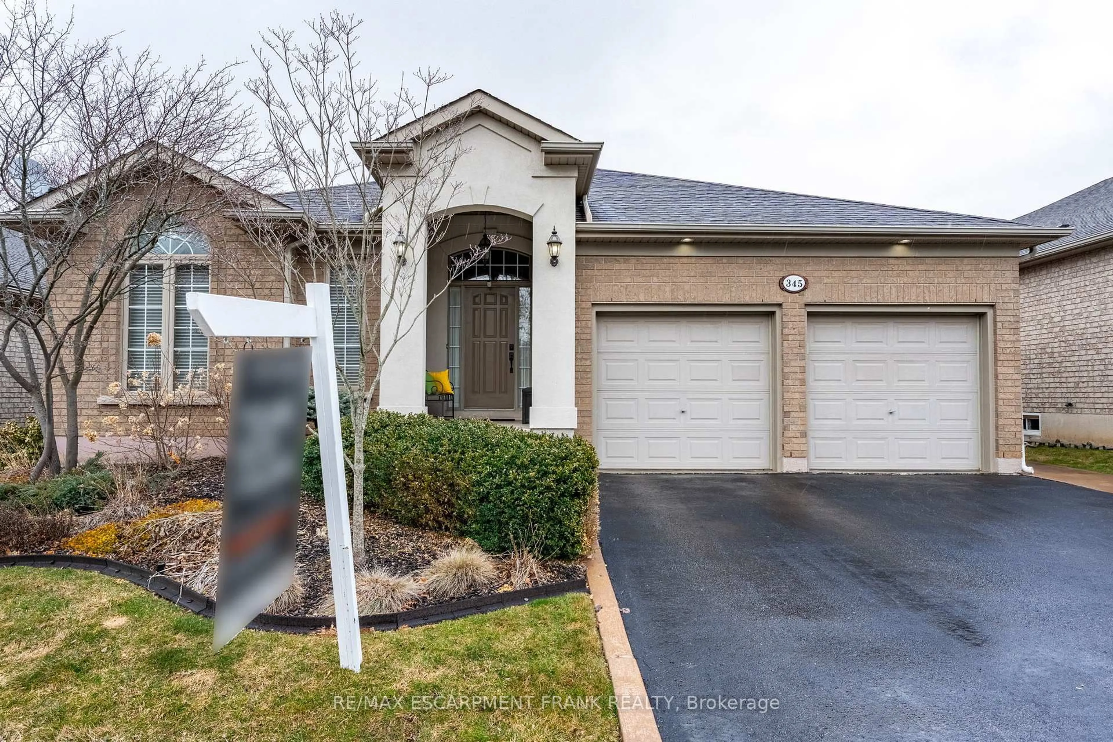 Unknown for 345 Southcote Rd, Hamilton Ontario L9G 5C4