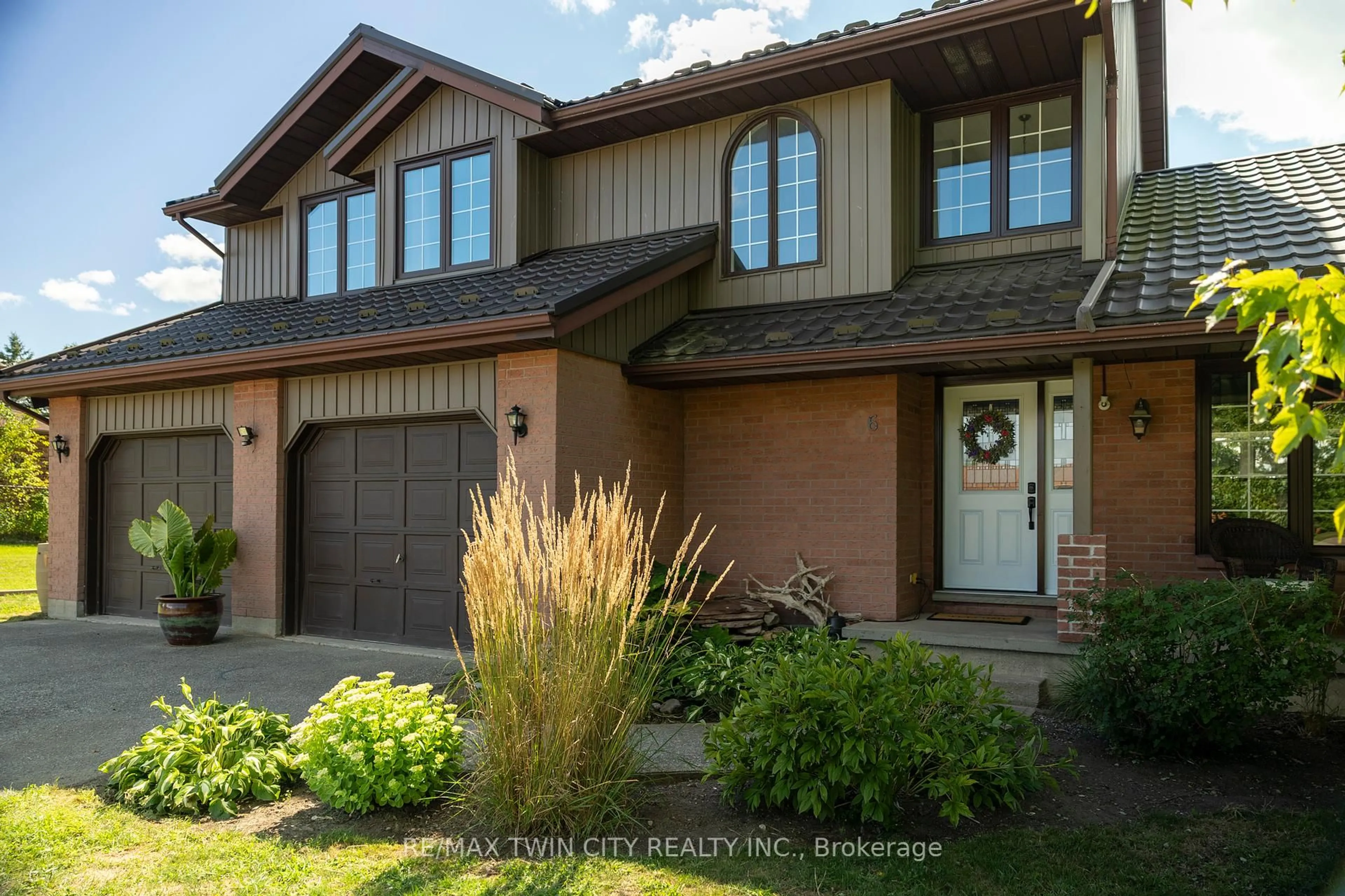 Unknown for 6 BANNISTER St, Brant Ontario N0E 1L0