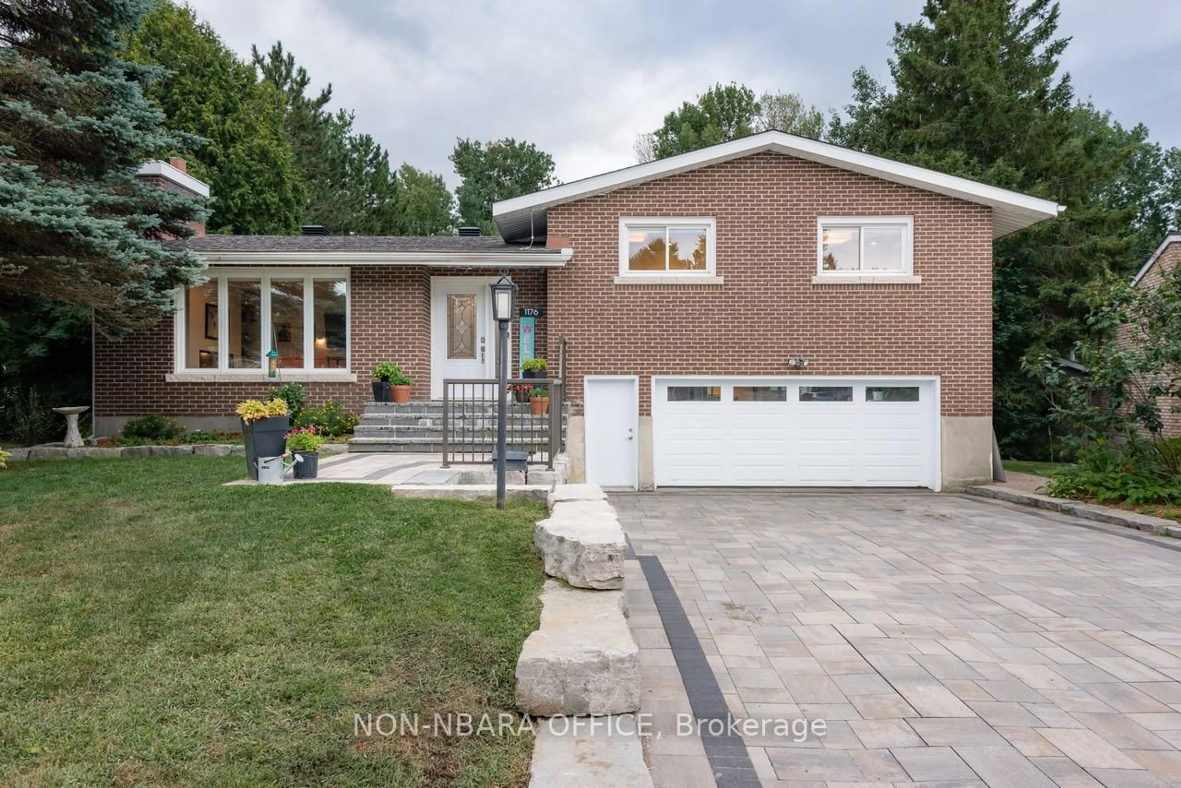 Home with brick exterior material, street for 1176 GLENWOOD Rd, North Bay Ontario P1B 4S5