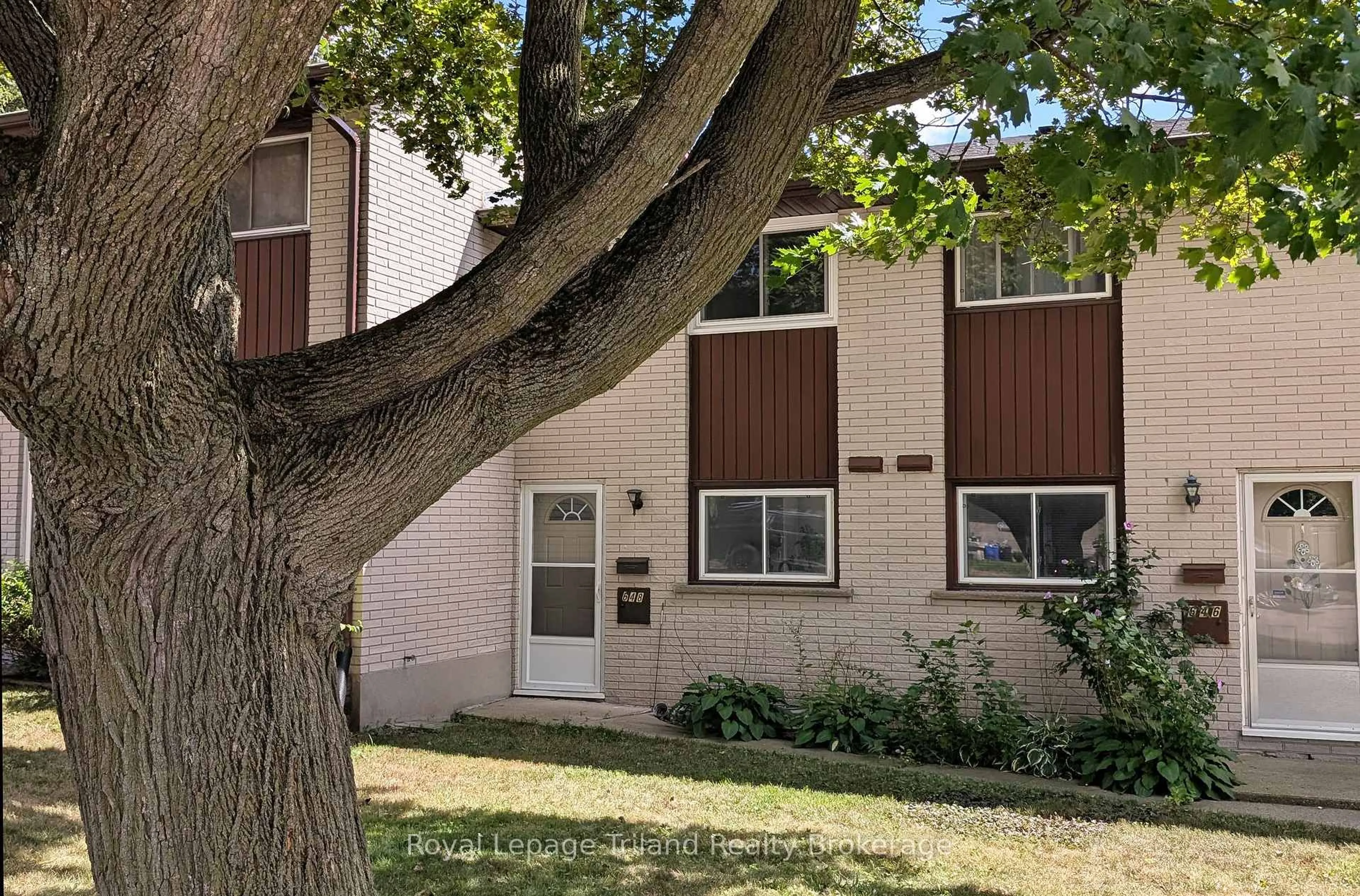 Unknown for 648 Brant St, Woodstock Ontario N4S 5J8