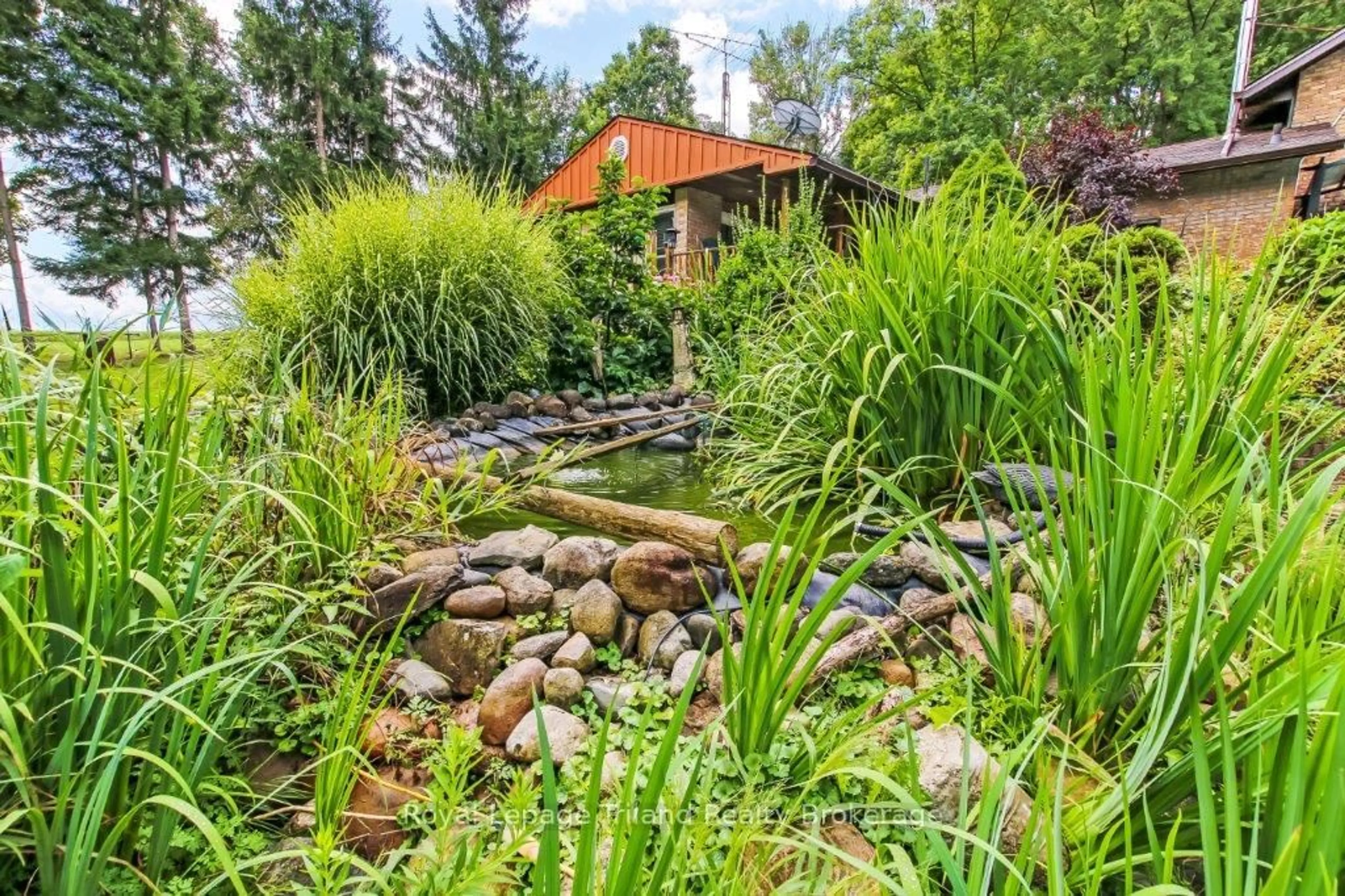Patio, water/lake/river/ocean view for 515794 11th Line, East Zorra-Tavistock Ontario N4S 7V7