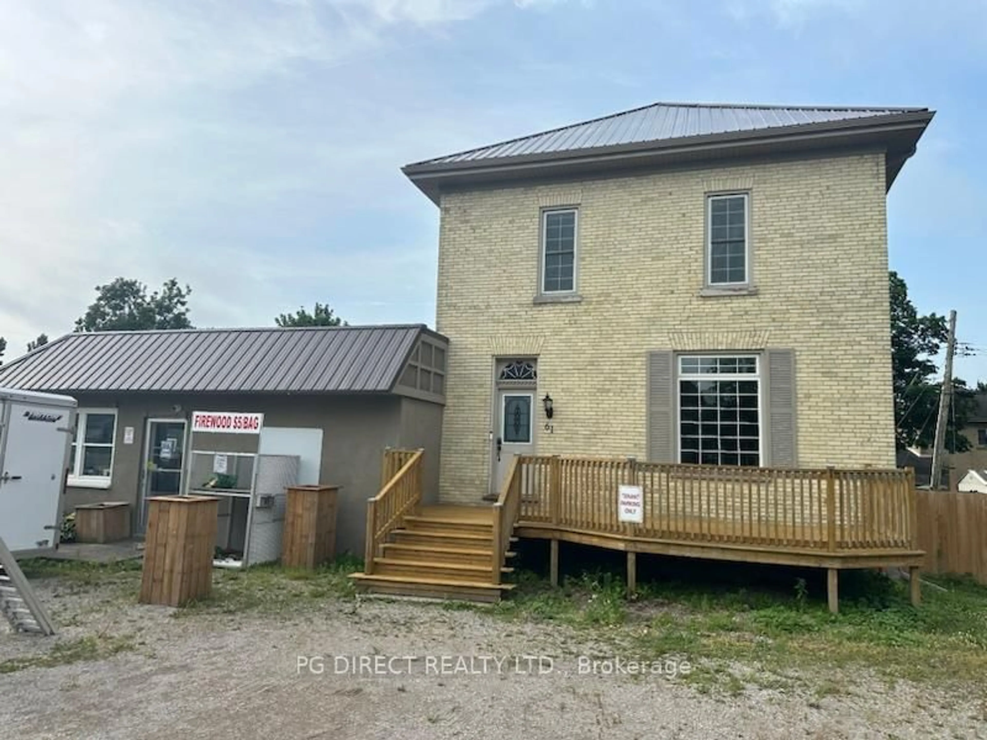 Unknown for 61 King St, Bluewater Ontario N0M 1X0