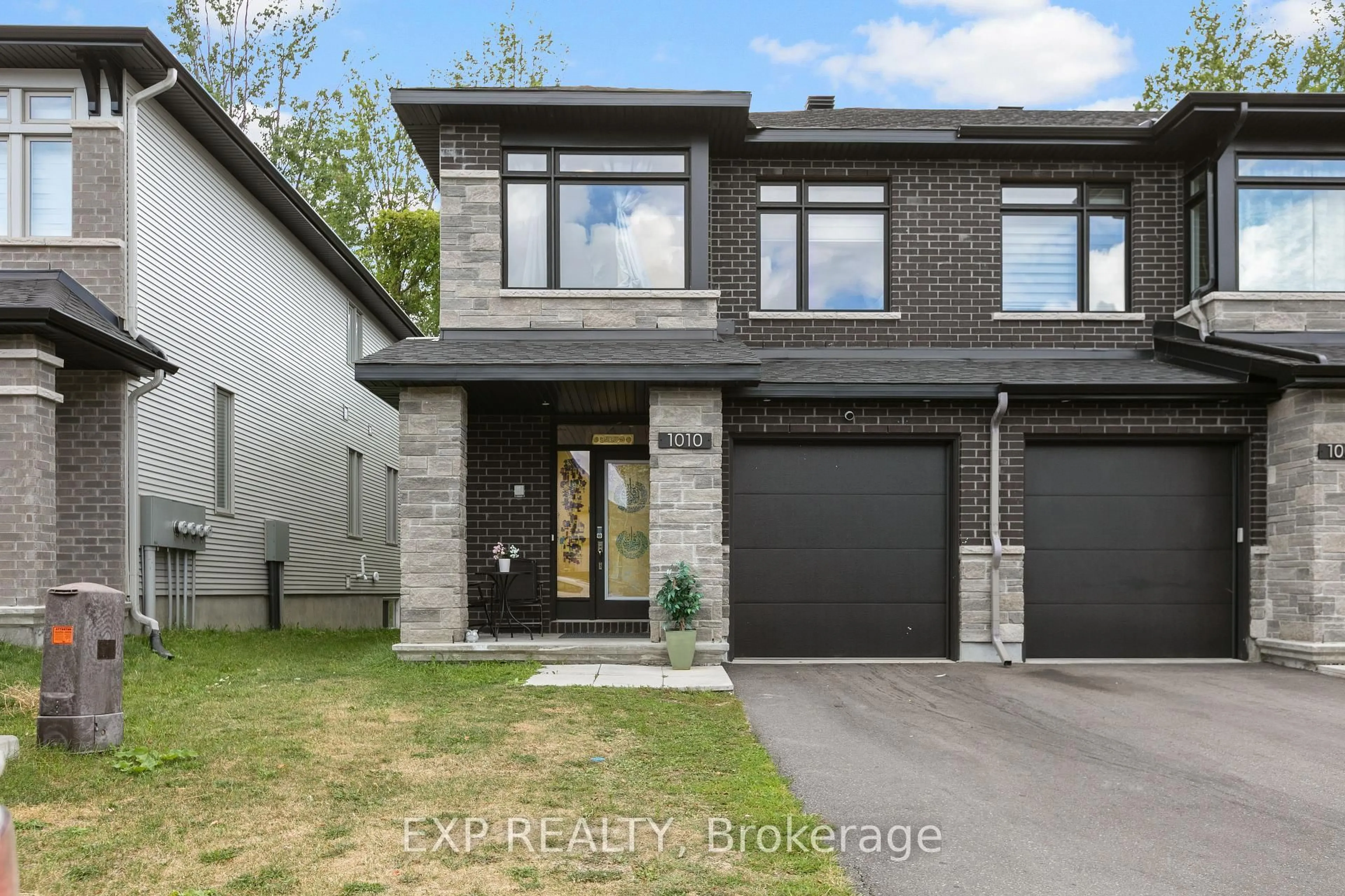 Home with brick exterior material, street for 1010 Eider St, Ottawa Ontario K4M 0P5