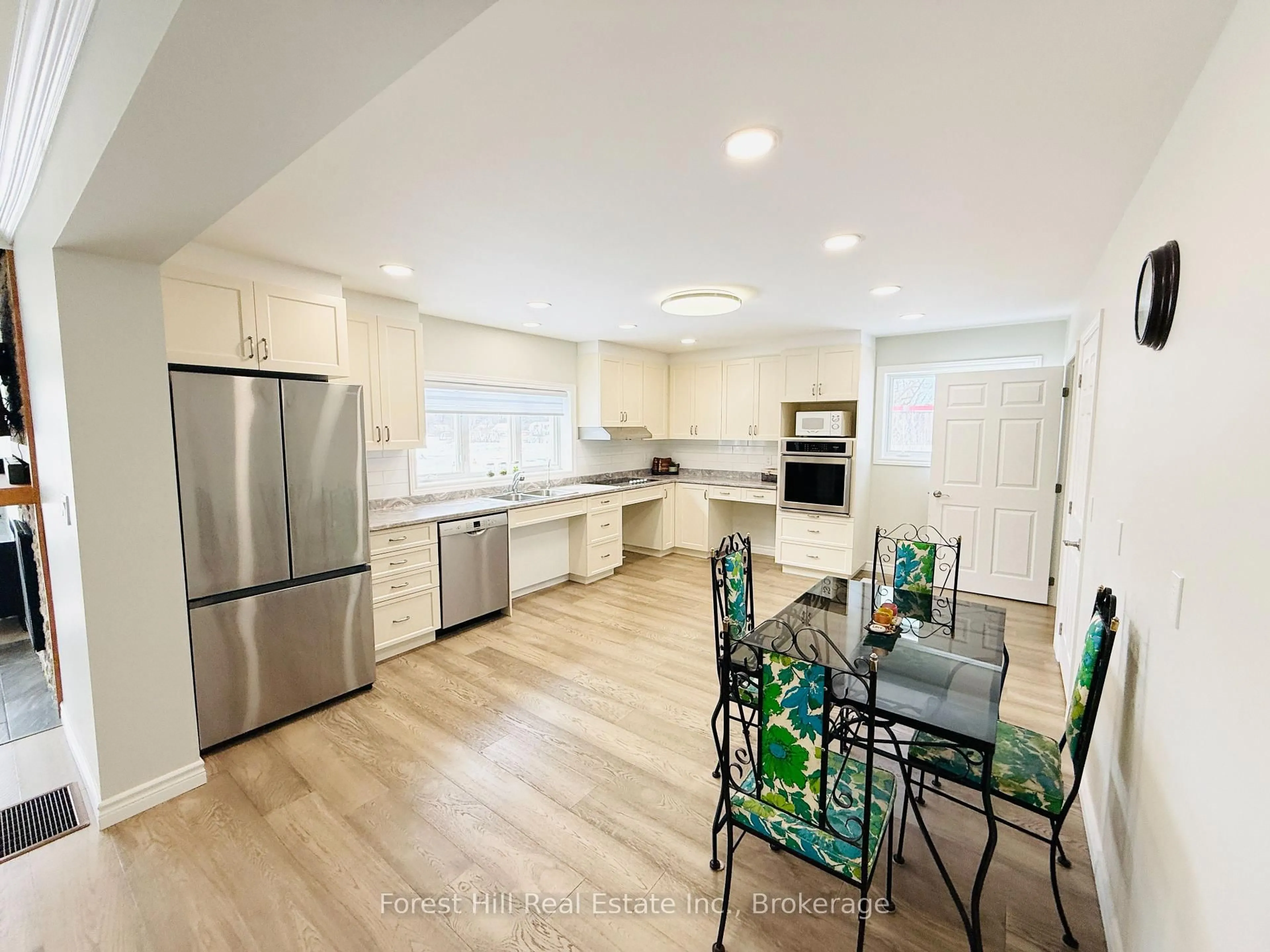 Open concept kitchen, ceramic/tile floor for 11946 HWY 522 Highway, Parry Sound Remote Area Ontario P0H 1S0