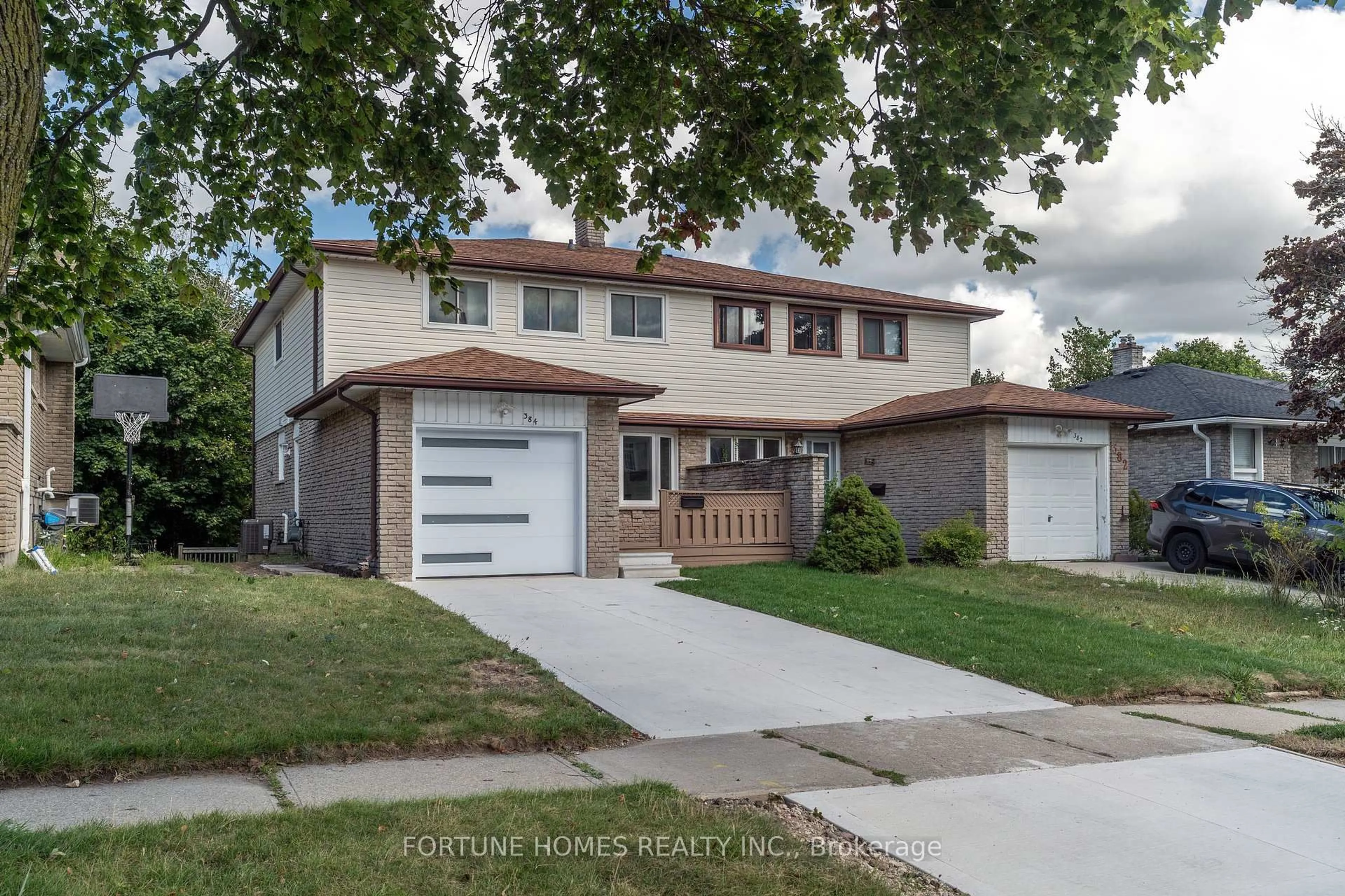 Unknown for 384 Westwood Dr, Kitchener Ontario N2M 2L6