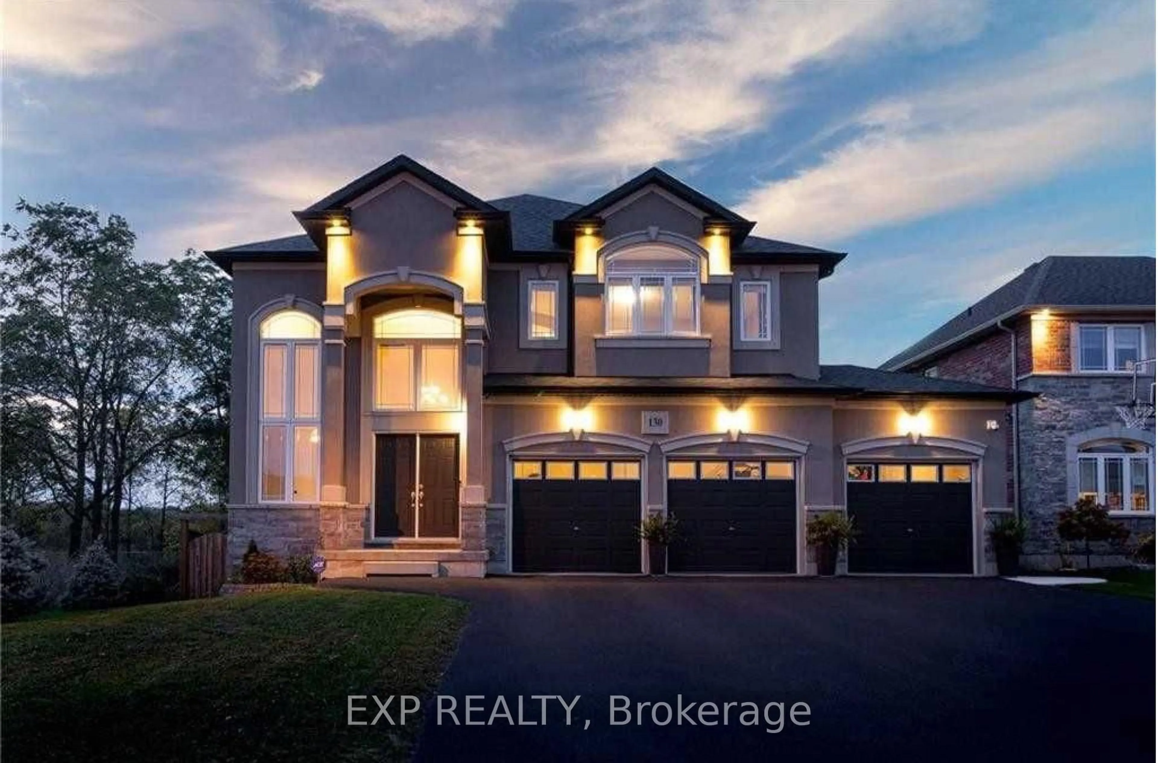 Home with brick exterior material, street for 130 Kingsview Dr, Hamilton Ontario L8J 3X5