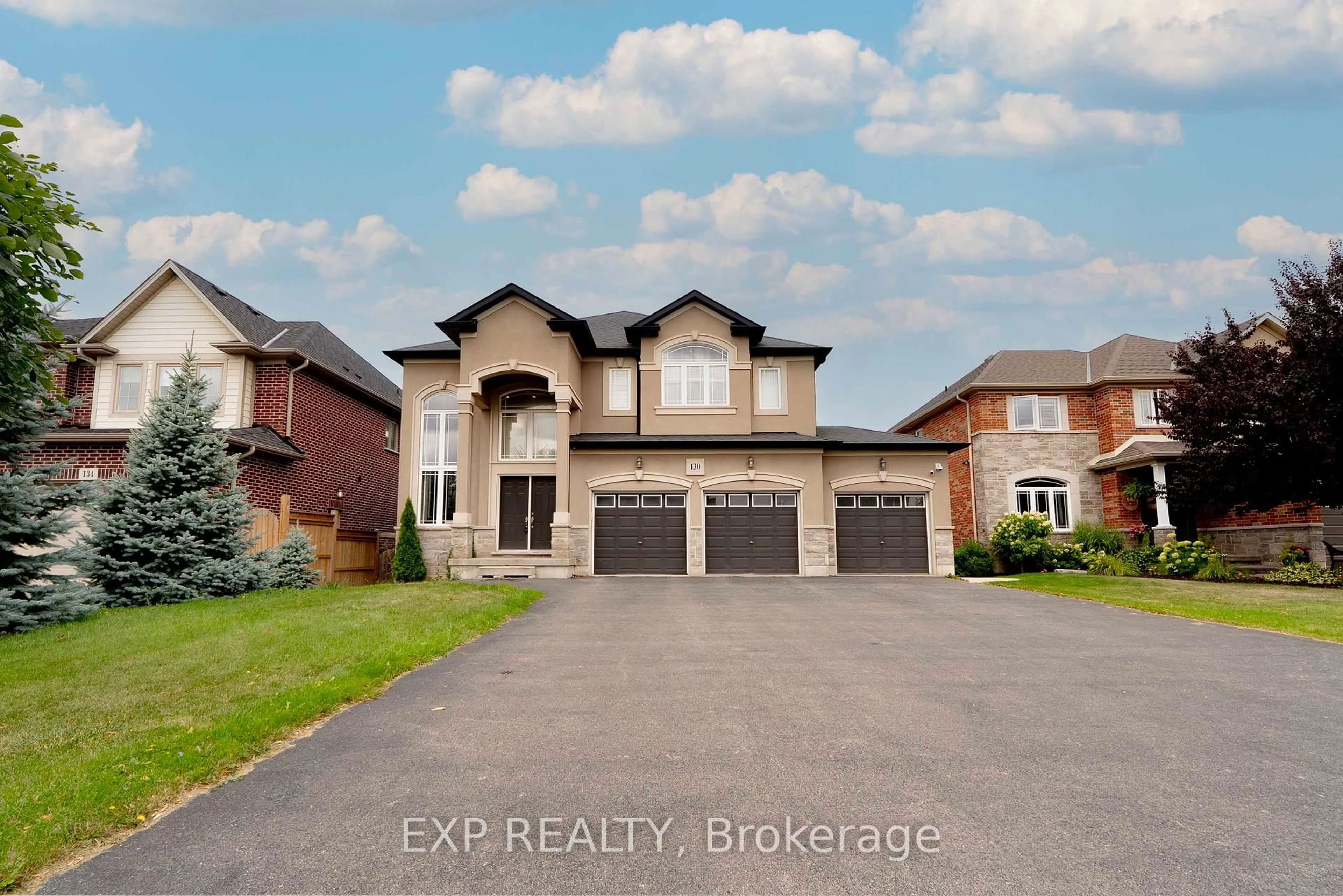 Home with brick exterior material, street for 130 Kingsview Dr, Hamilton Ontario L8J 3X5