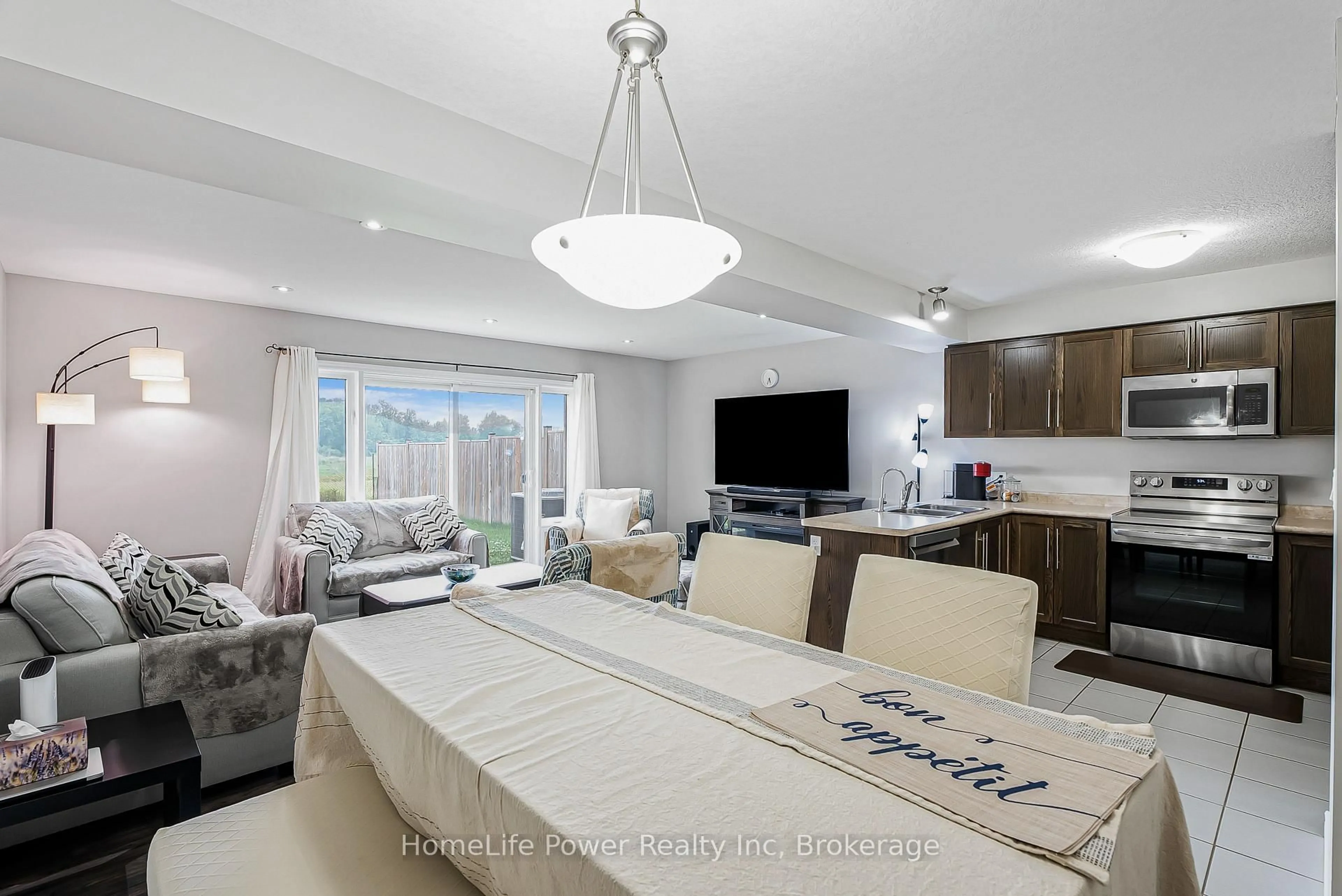 Unknown for 1426 Caen Ave, Woodstock Ontario N4T 0J7