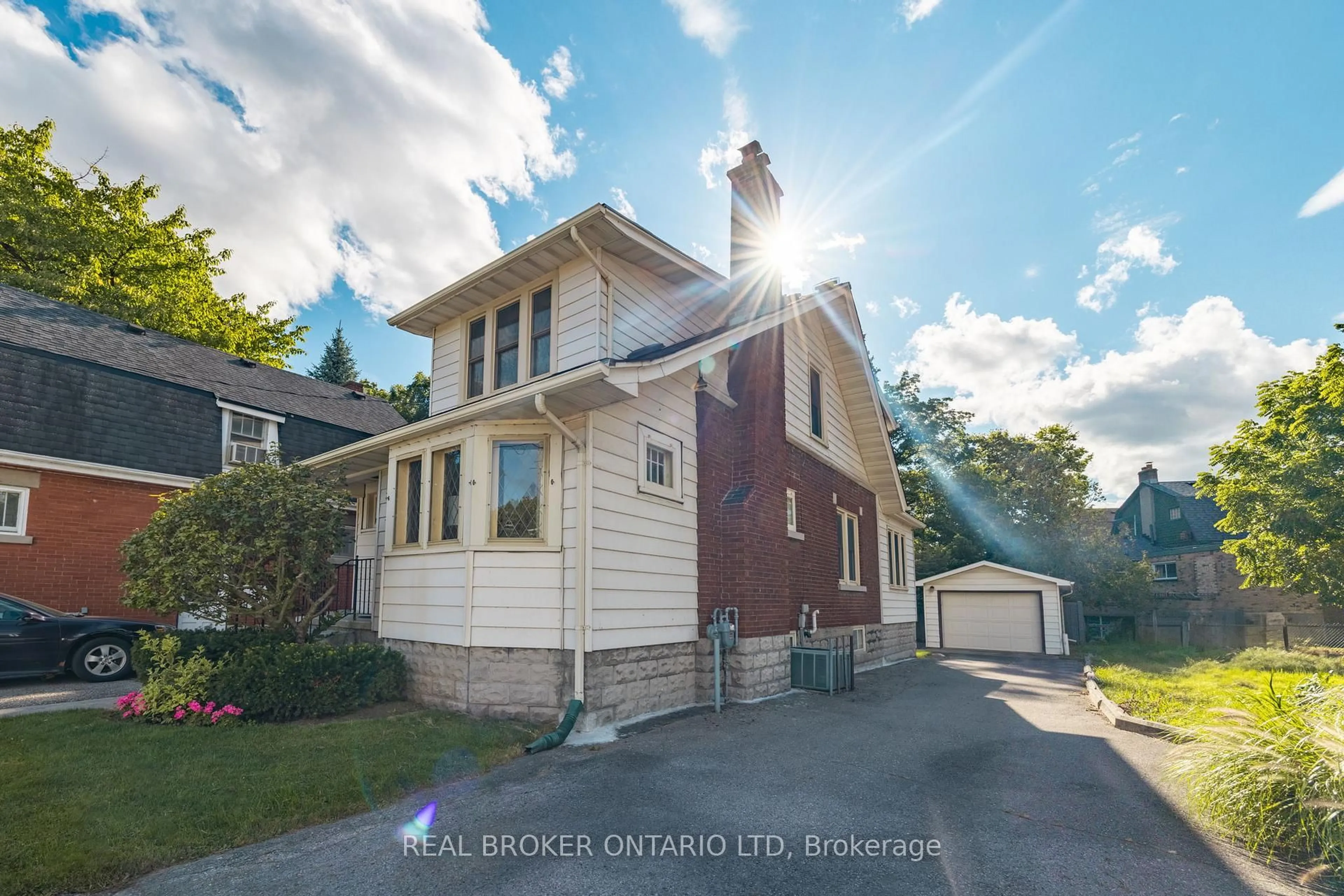 A pic from outside/outdoor area/front of a property/back of a property/a pic from drone, street for 64 Argyle St, London North Ontario N6H 1Y7