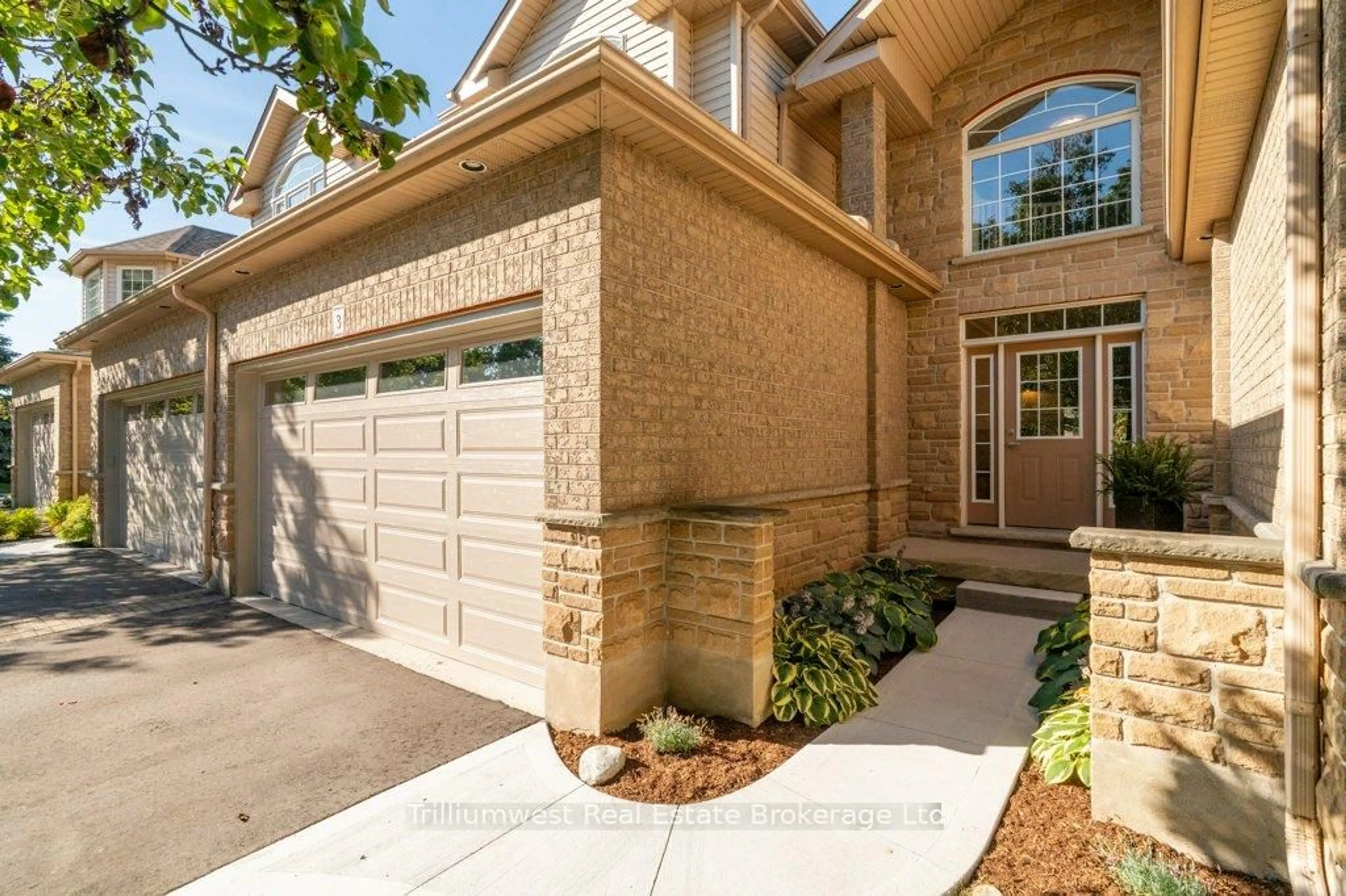 Home with brick exterior material, street for 254 Summerfield Dr #3, Guelph Ontario N1L 1R4