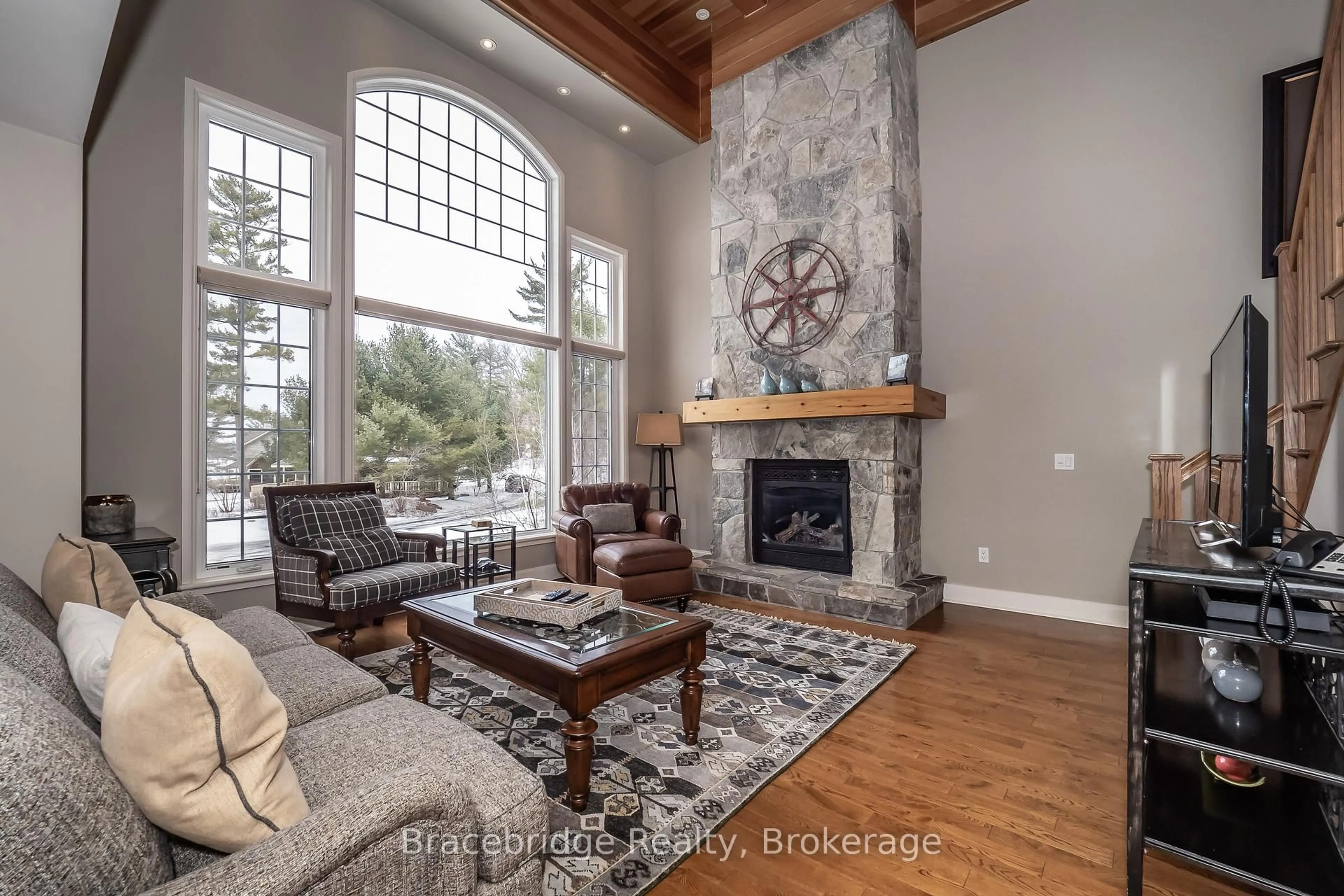 Living room with furniture, unknown for 3876 Muskoka Road 118 Highway #Carling 10 W3, Muskoka Lakes Ontario P0B 1J0