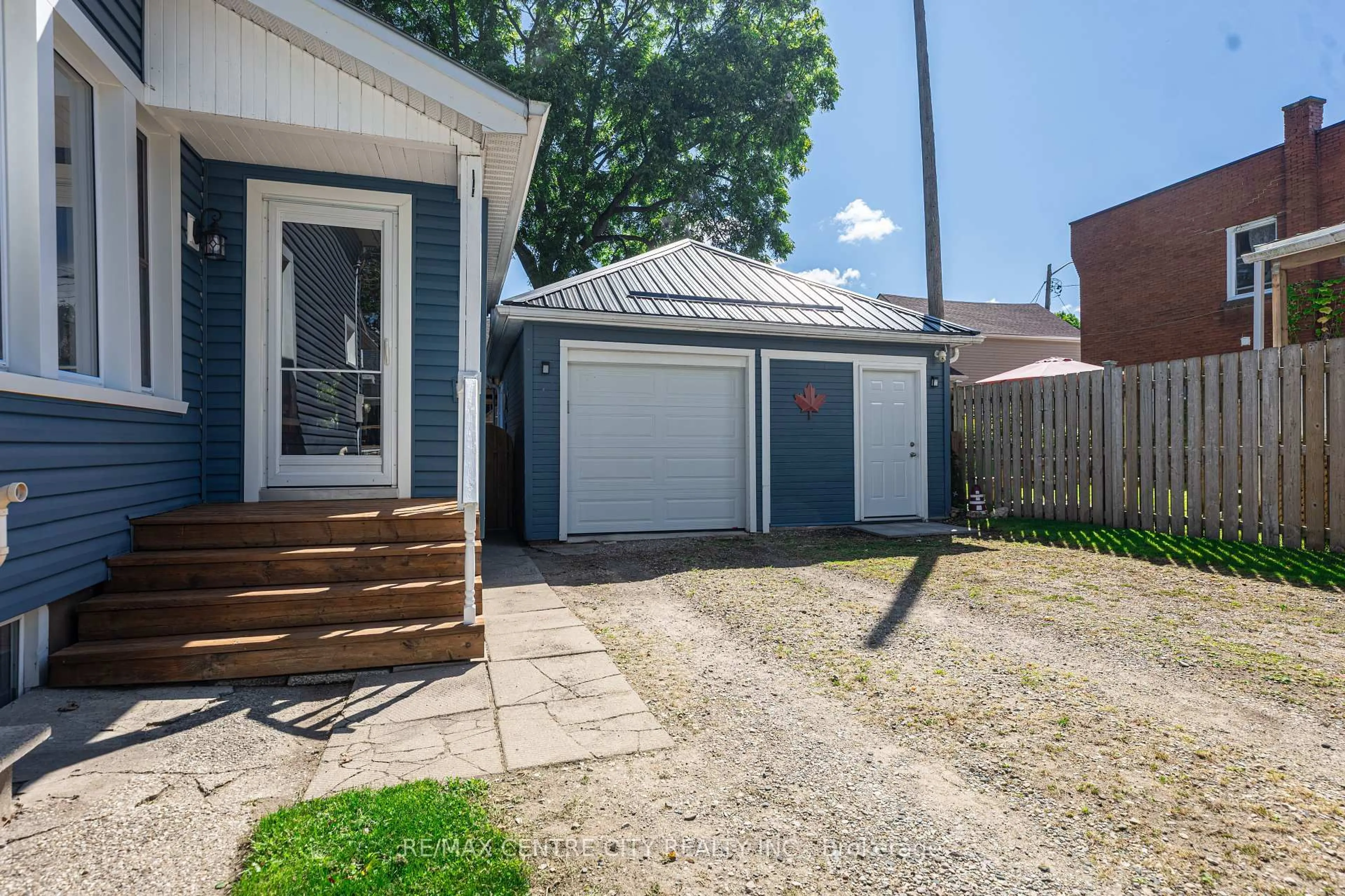 Unknown for 55 St. Catherine St, St. Thomas Ontario N5P 2V9