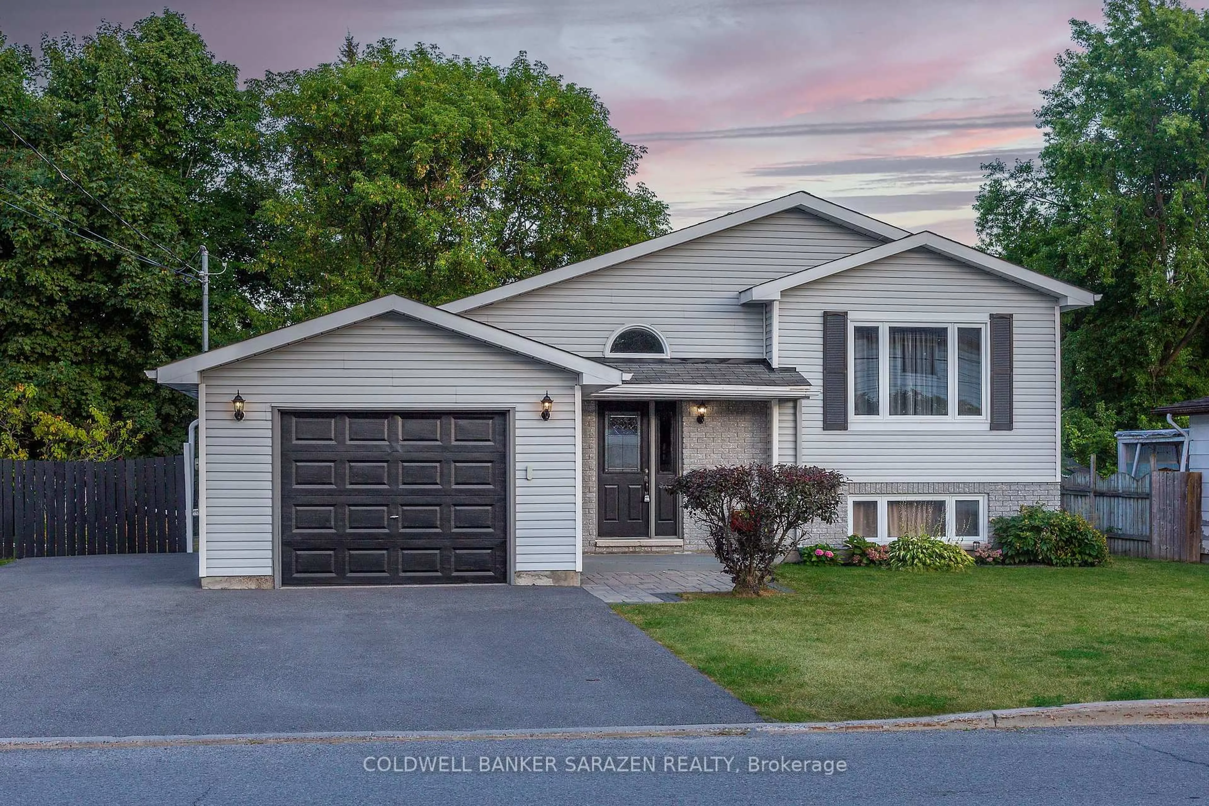 Home with vinyl exterior material, street for 28 Landrigan St, Arnprior Ontario K7S 2S6