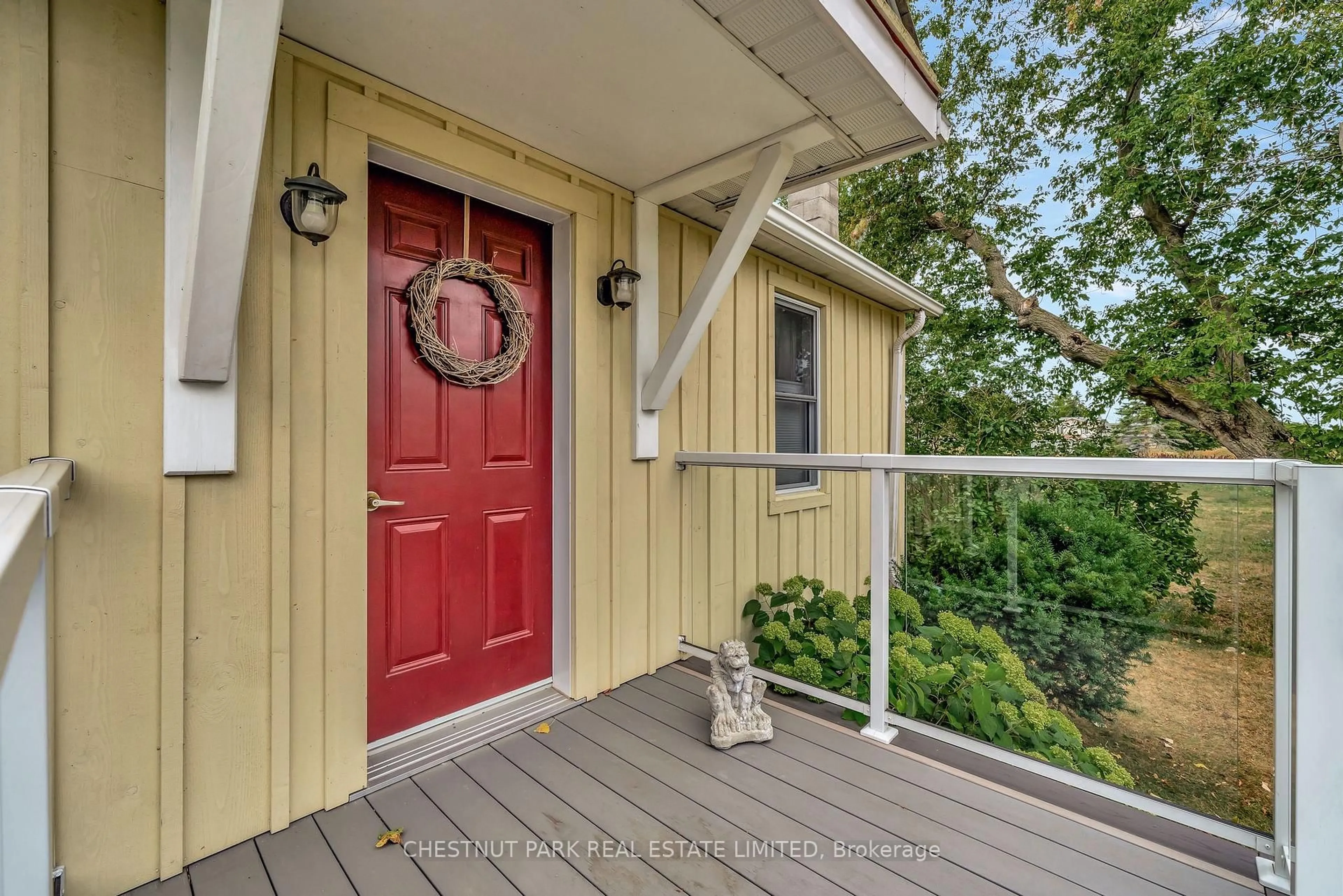 Indoor entryway for 2992 County Road 10, Prince Edward County Ontario K0K 2P0
