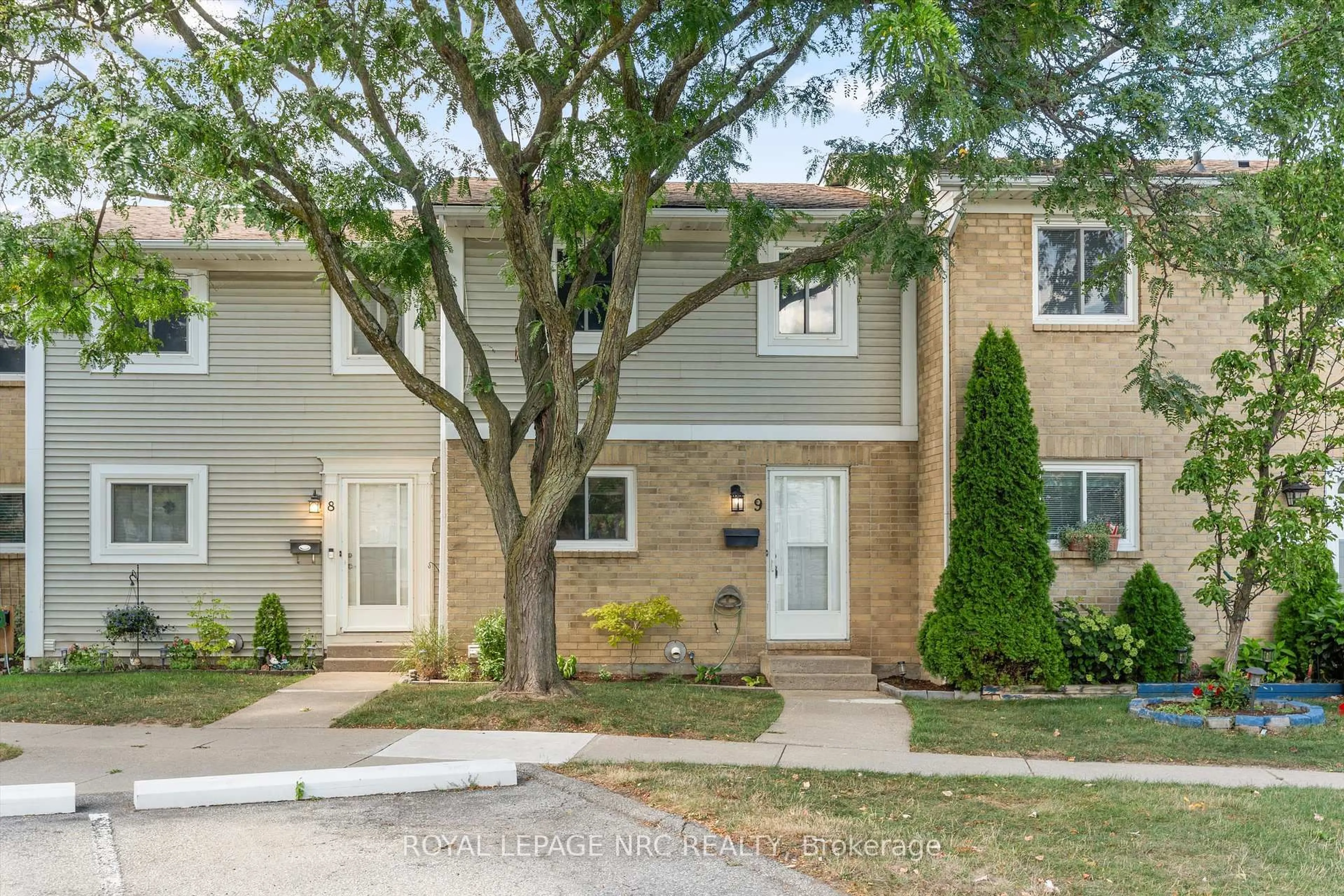 Unknown for 38 Elma St #9, St. Catharines Ontario L2N 6Z3