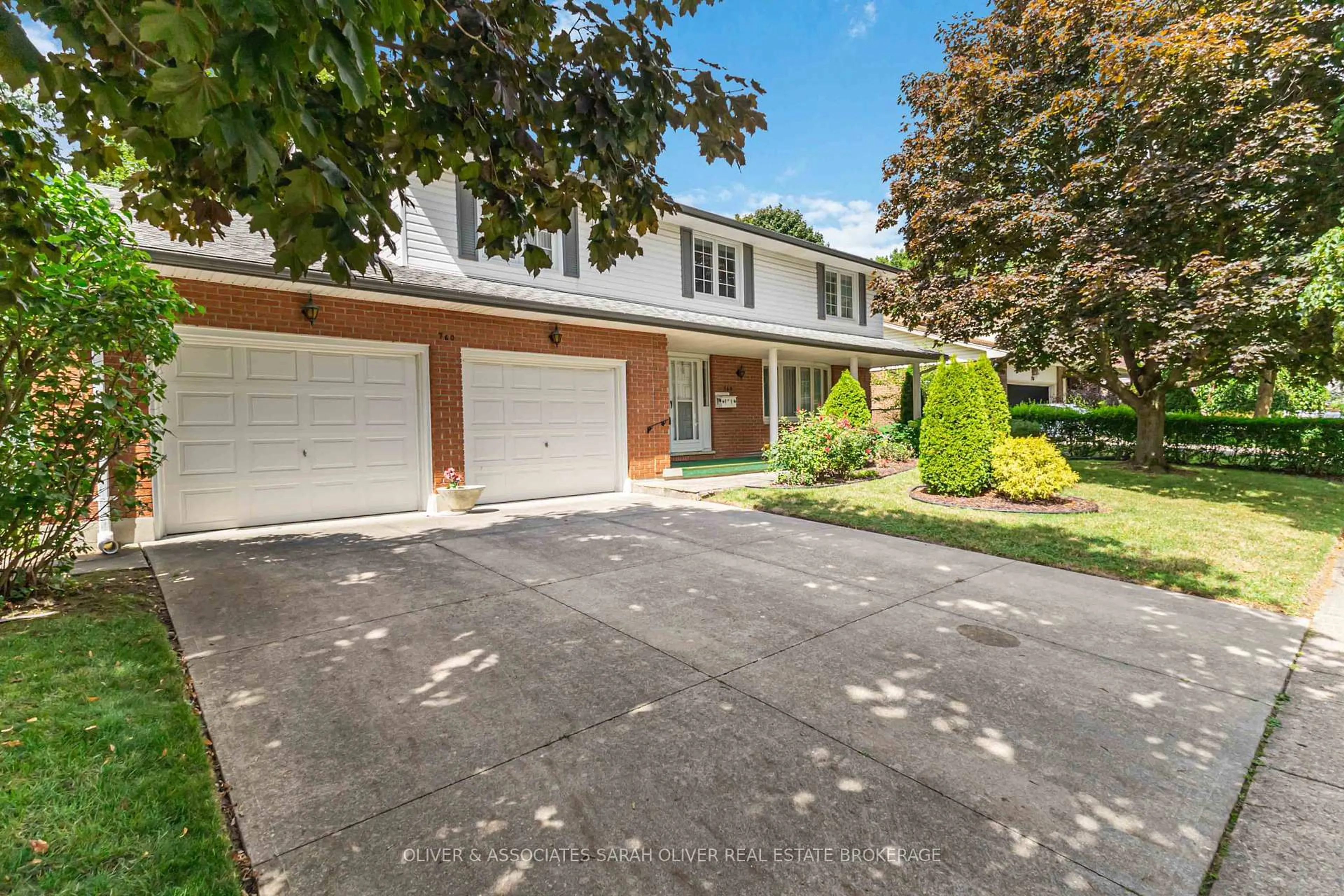 Unknown for 760 Village Green Ave, London South Ontario N6K 1H4