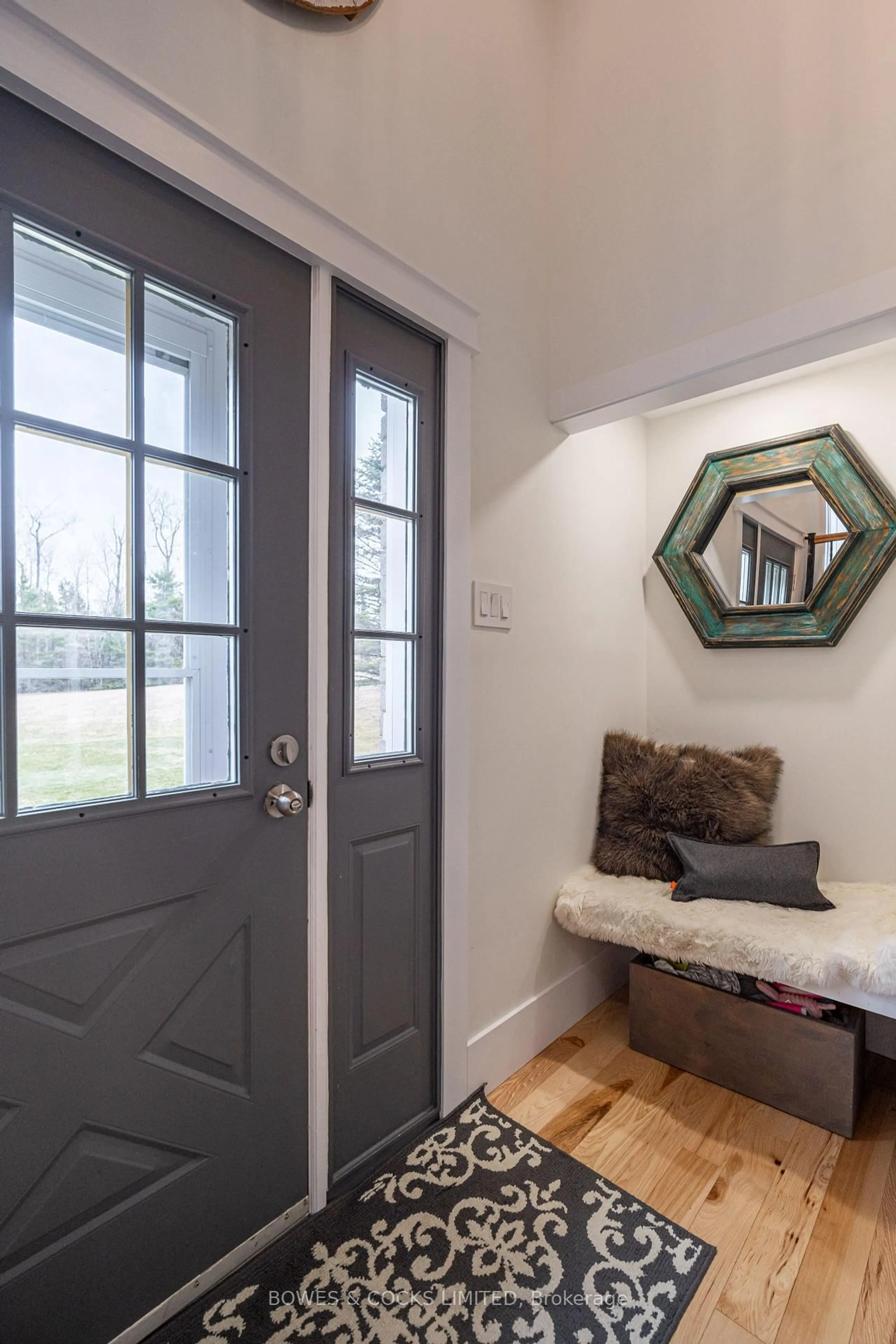 Indoor entryway for 139 Highway 7A, Cavan Monaghan Ontario L0A 1C0