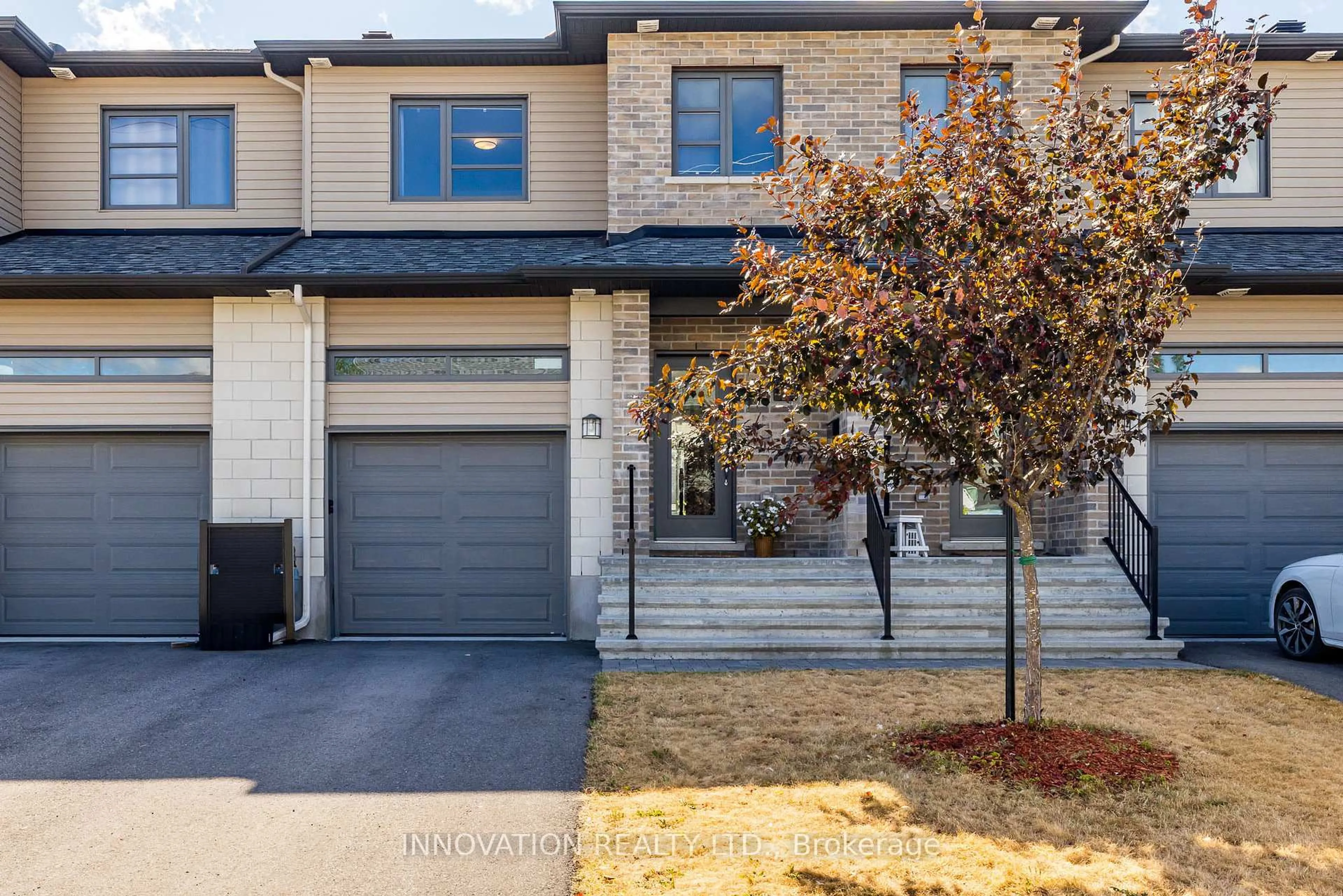 Home with brick exterior material, street for 288 Munro St, Carleton Place Ontario K7C 0P2