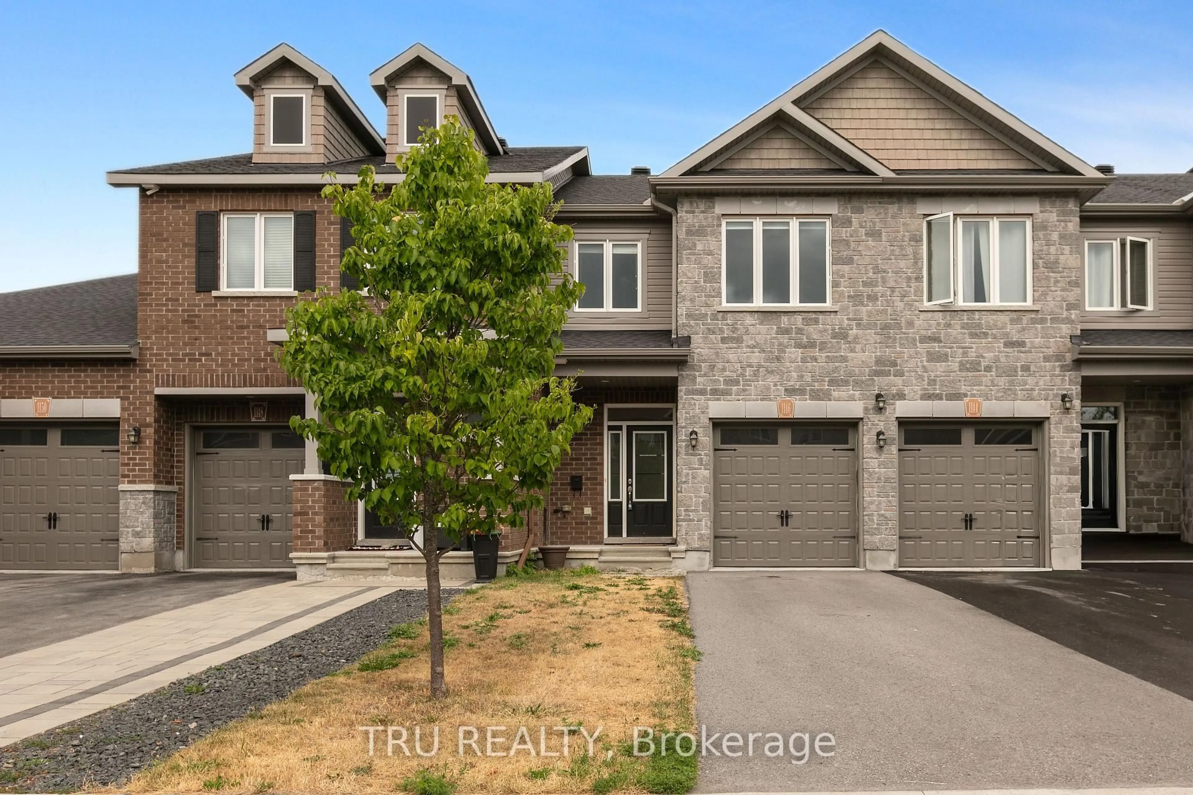 Home with brick exterior material, street for 1146 BECKETT Cres, Ottawa Ontario K2S 0Z2
