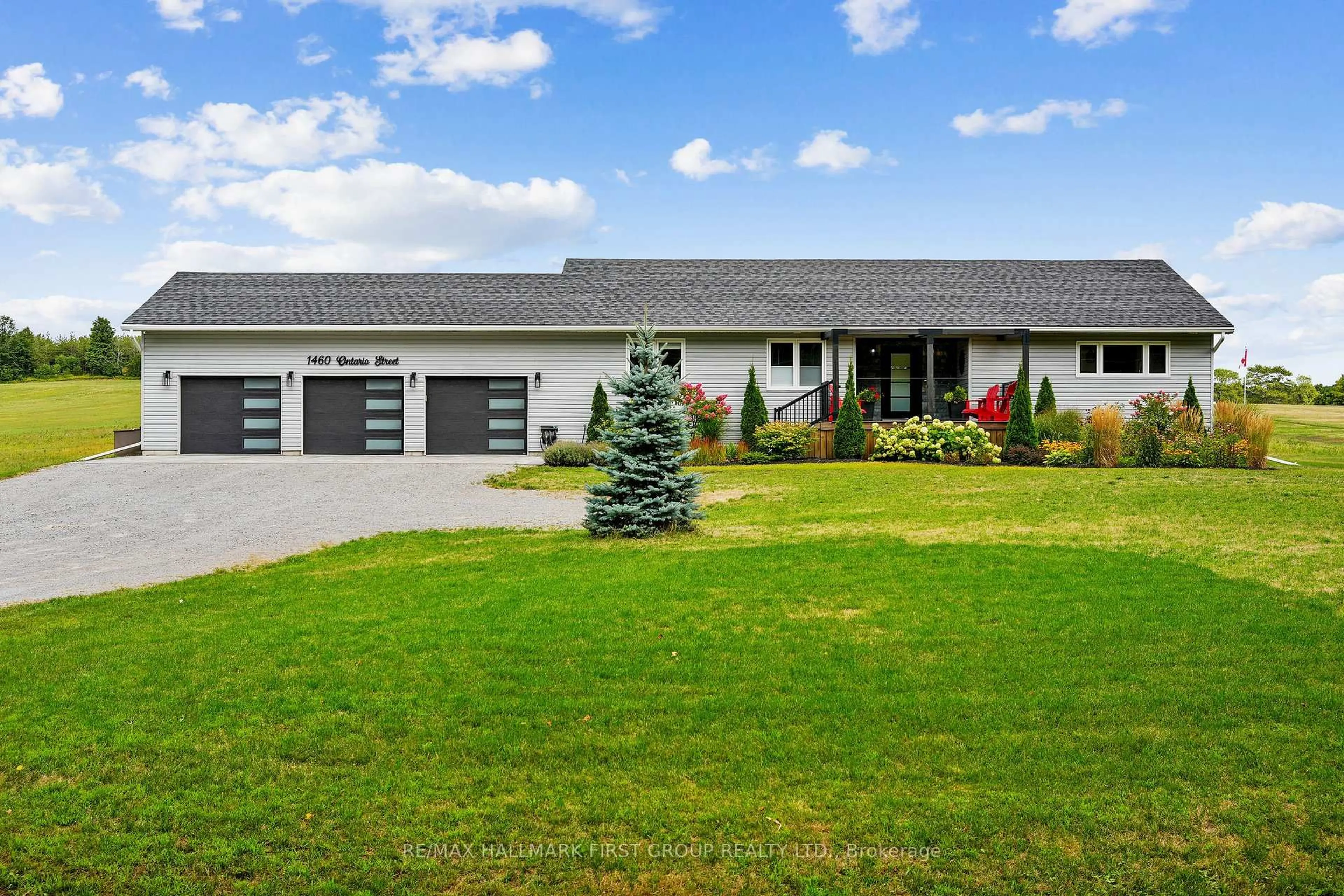 Home with vinyl exterior material, unknown for 1460 Ontario St, Cobourg Ontario K9A 0N3