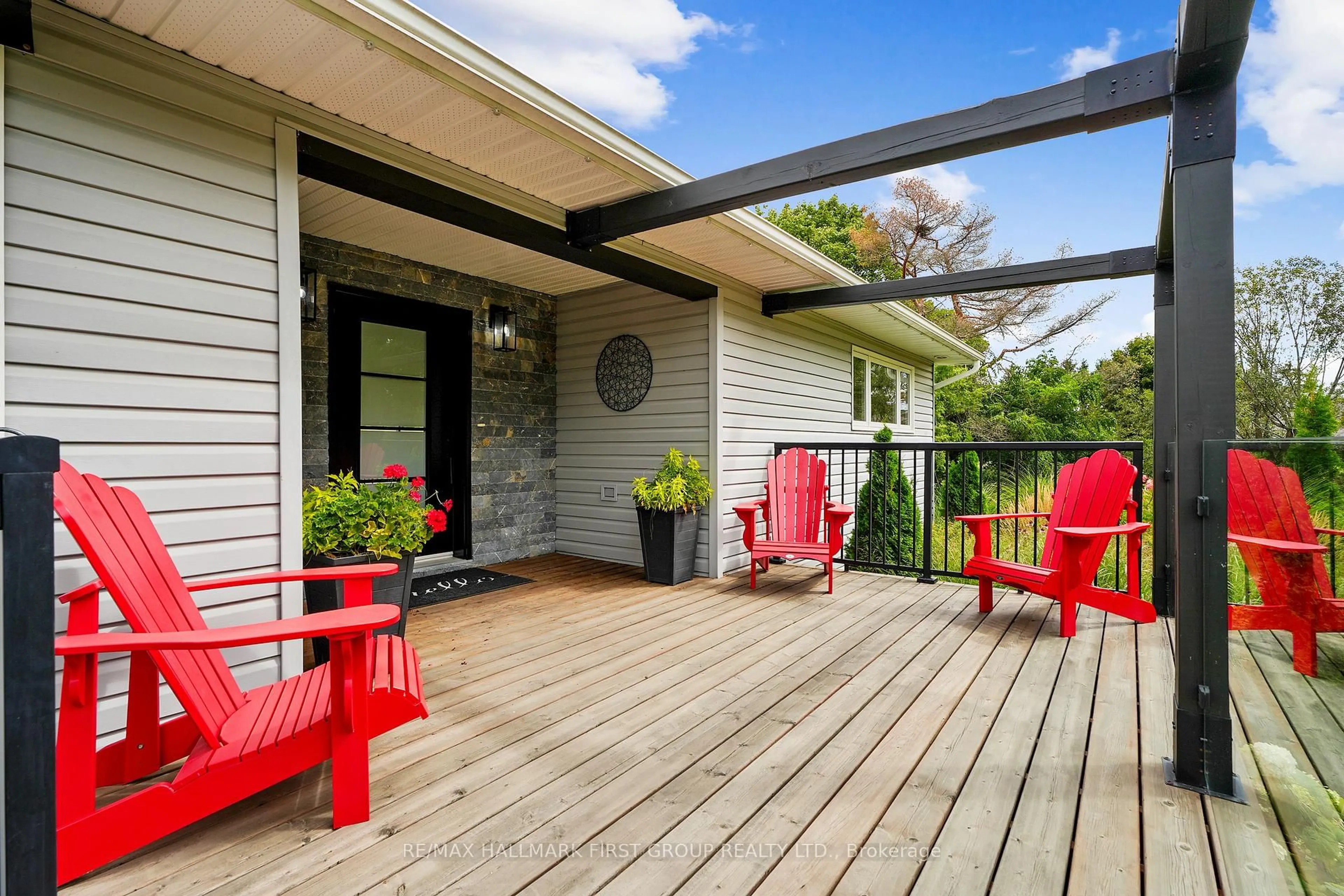 Patio, street for 1460 Ontario St, Cobourg Ontario K9A 0N3