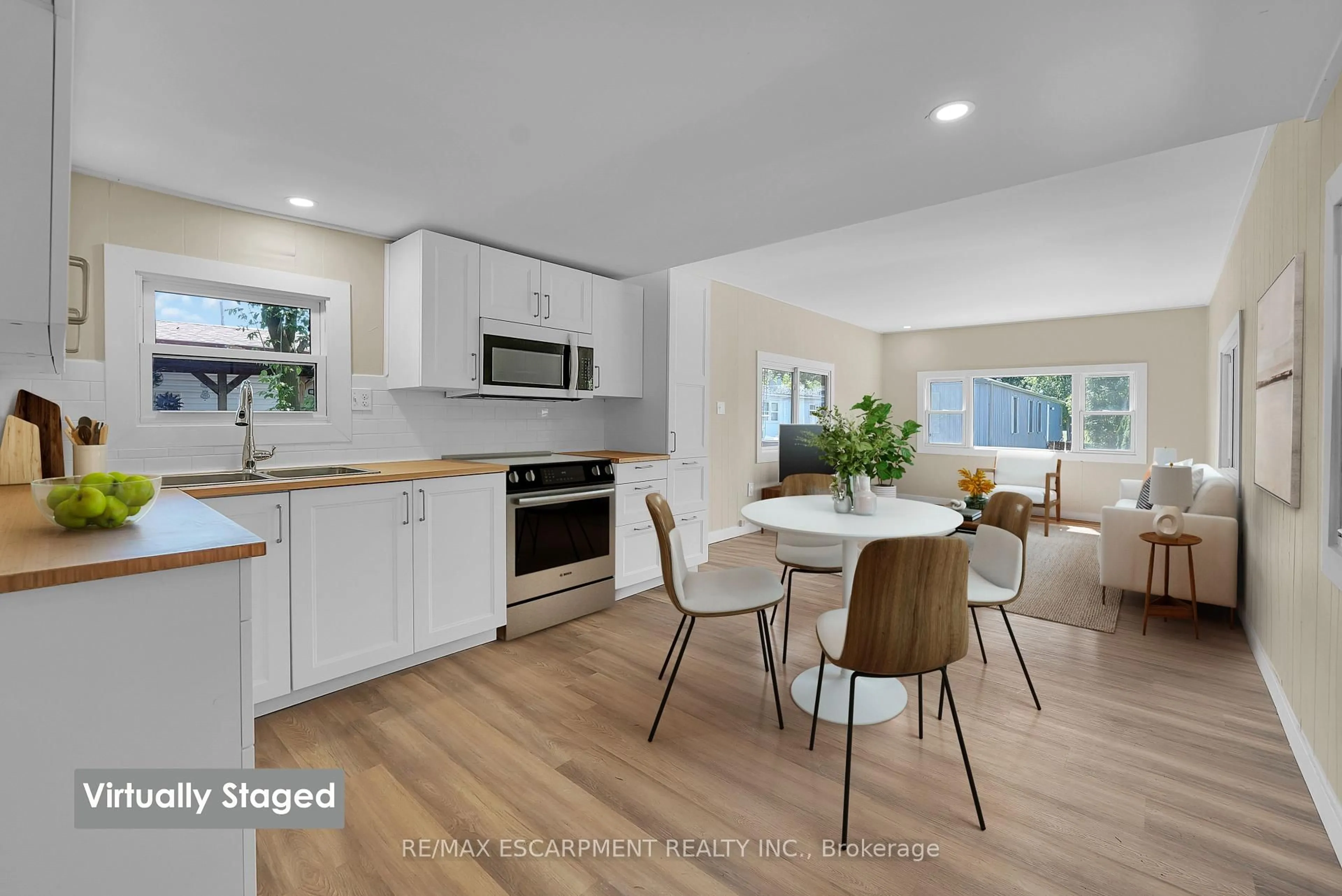 Open concept kitchen, unknown for 4595 Abigail Lane, Lincoln Ontario L3J 0W1