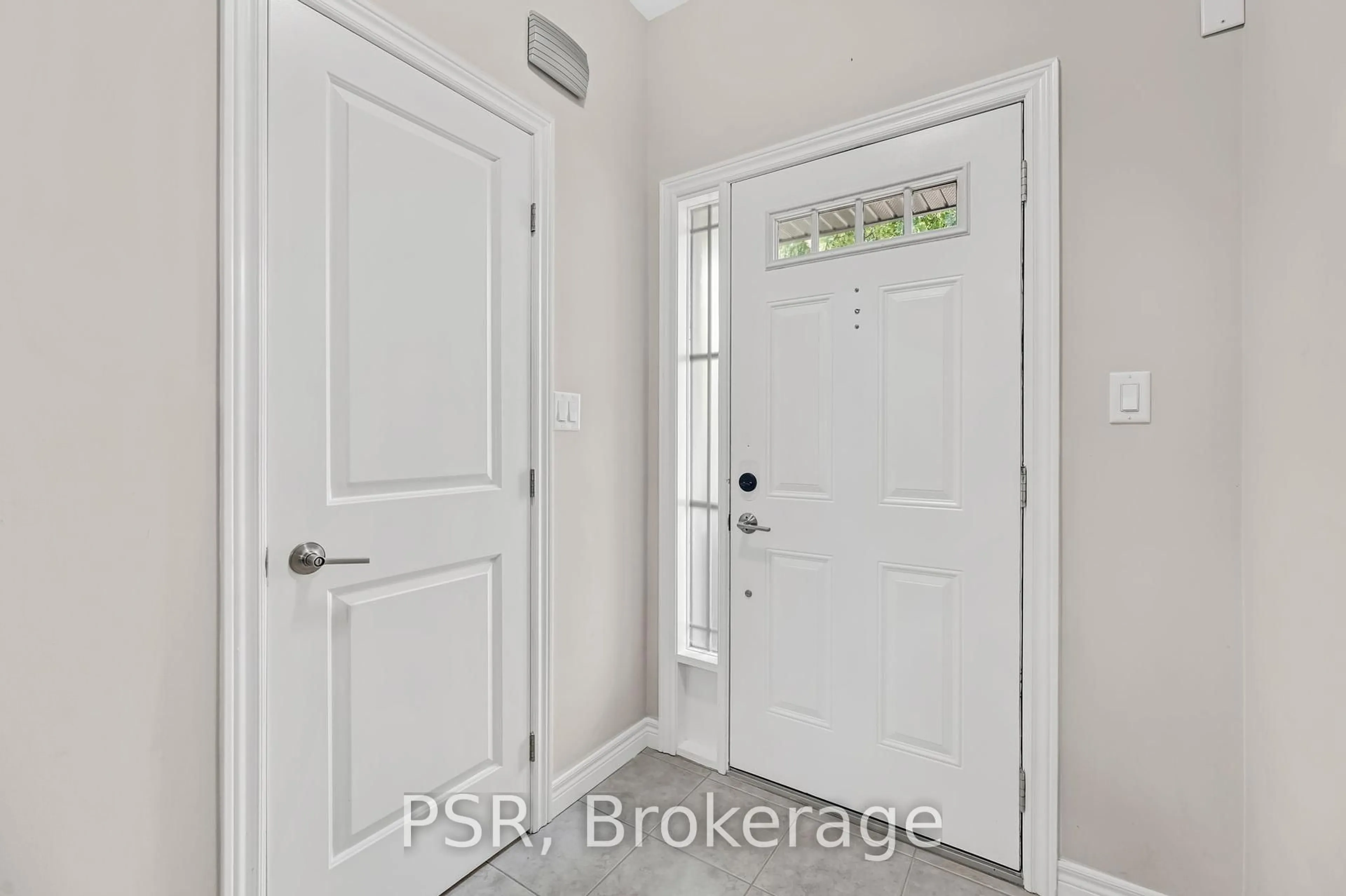 Indoor entryway for 310 Fall Fair Way #4, Hamilton Ontario L0R 1C0