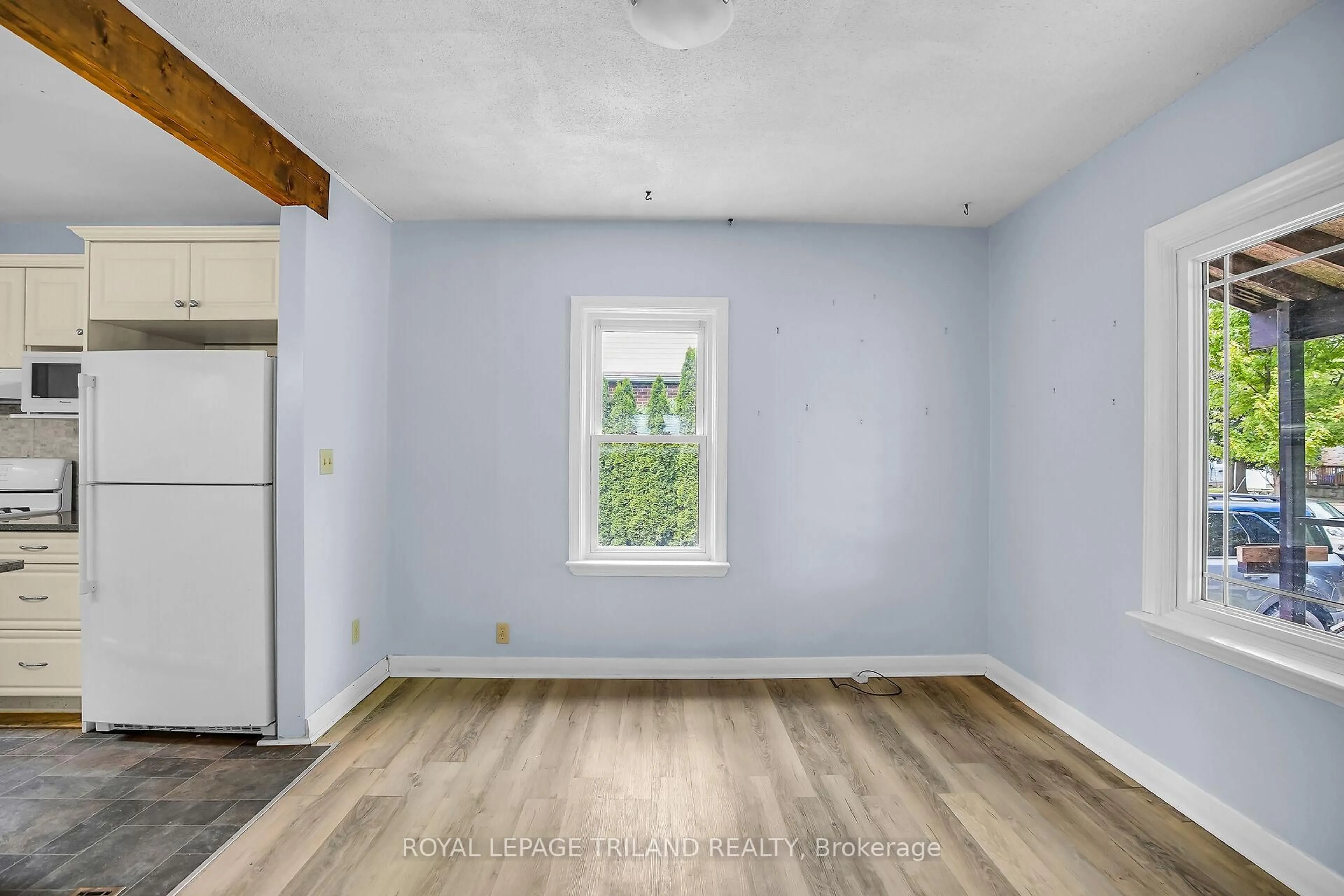 A pic of a room for 55 Cliftonvale Ave, London South Ontario N6J 1J7