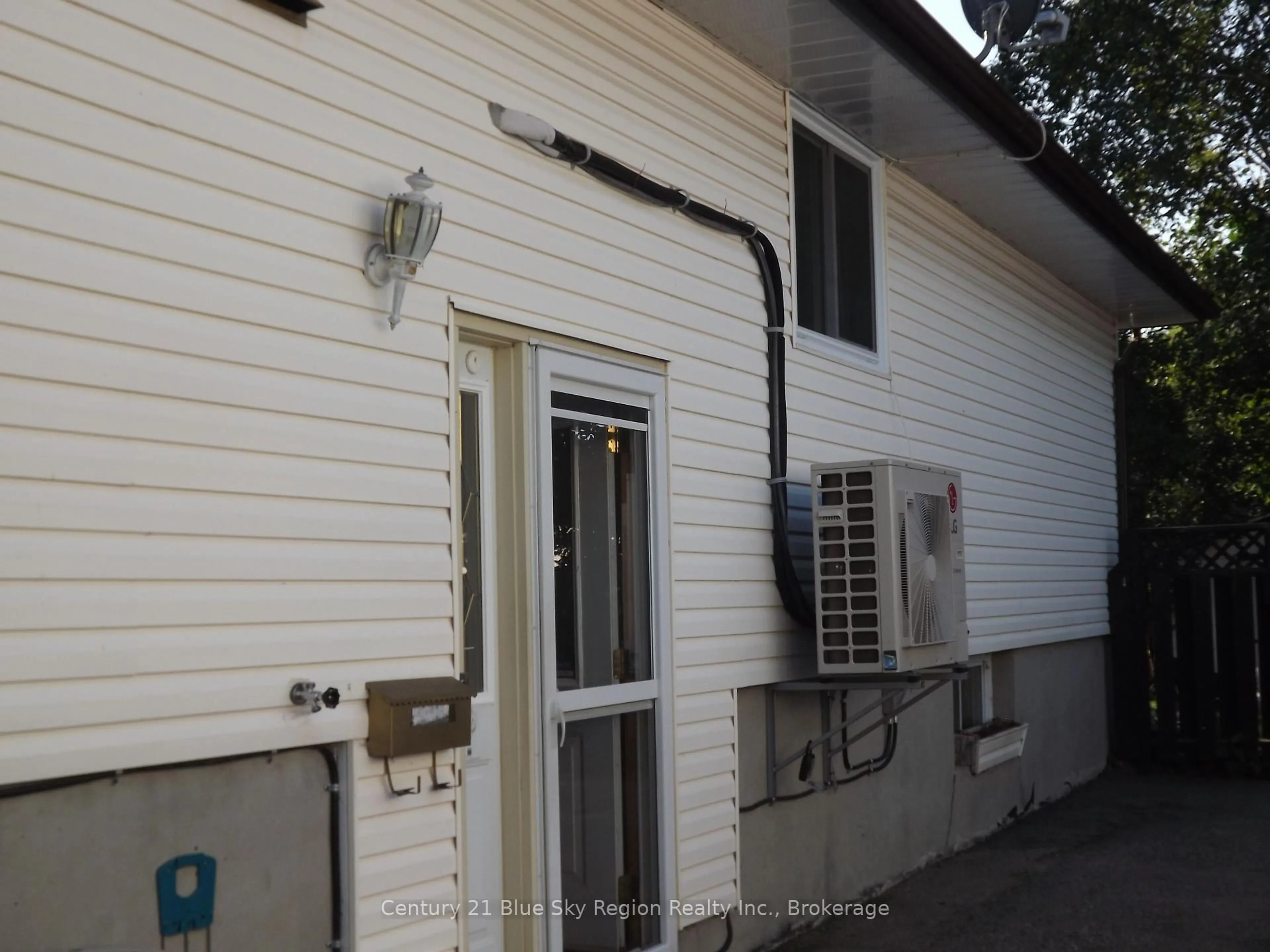 Unknown for 75 Lovell Ave, North Bay Ontario P1A 3R7