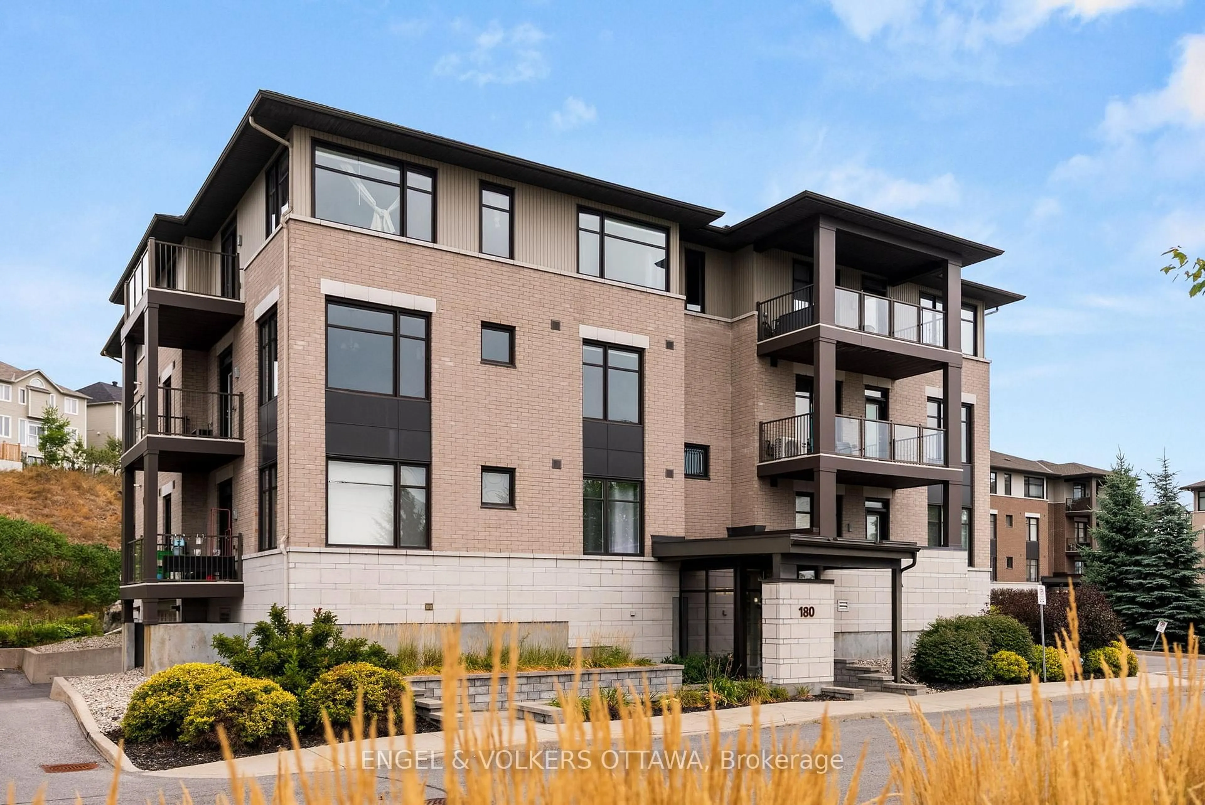 Home with brick exterior material, building for 180 Guelph Private #302, Kanata Ontario K2T 0J6