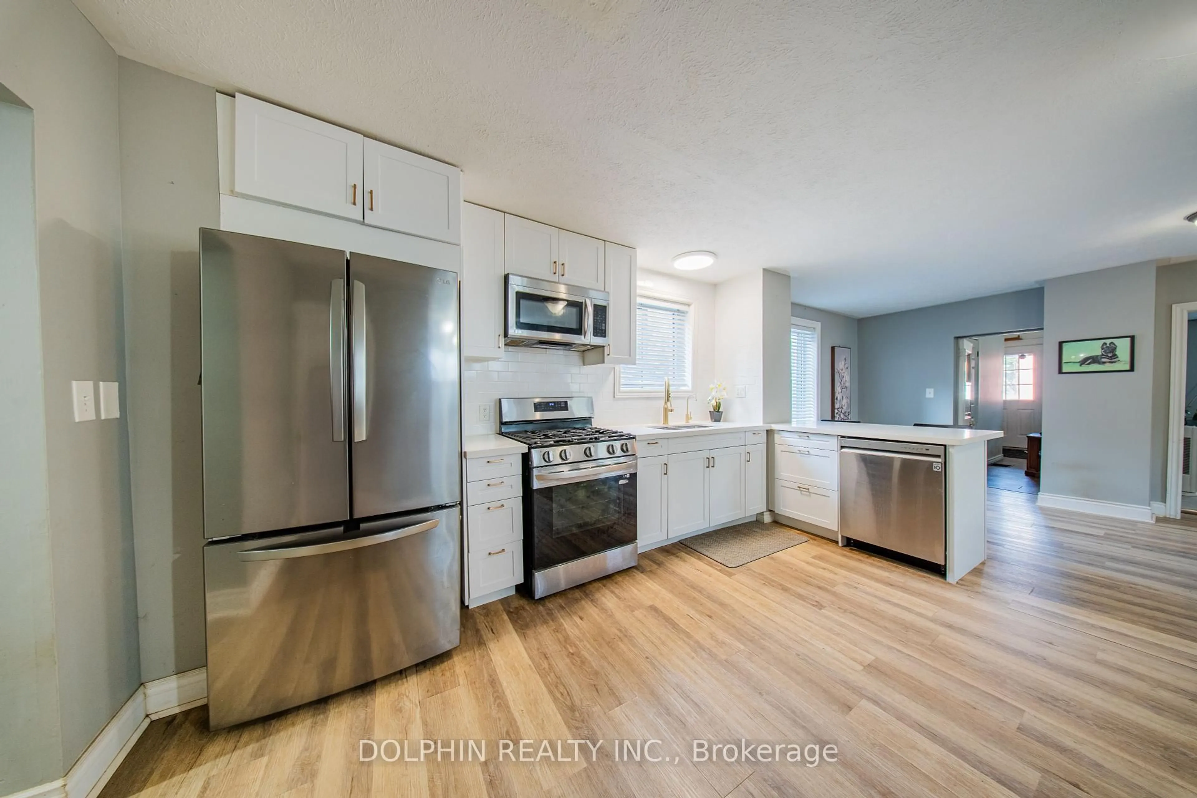 Open concept kitchen, unknown for 505 Garafraxa St, West Grey Ontario N0G 1R0