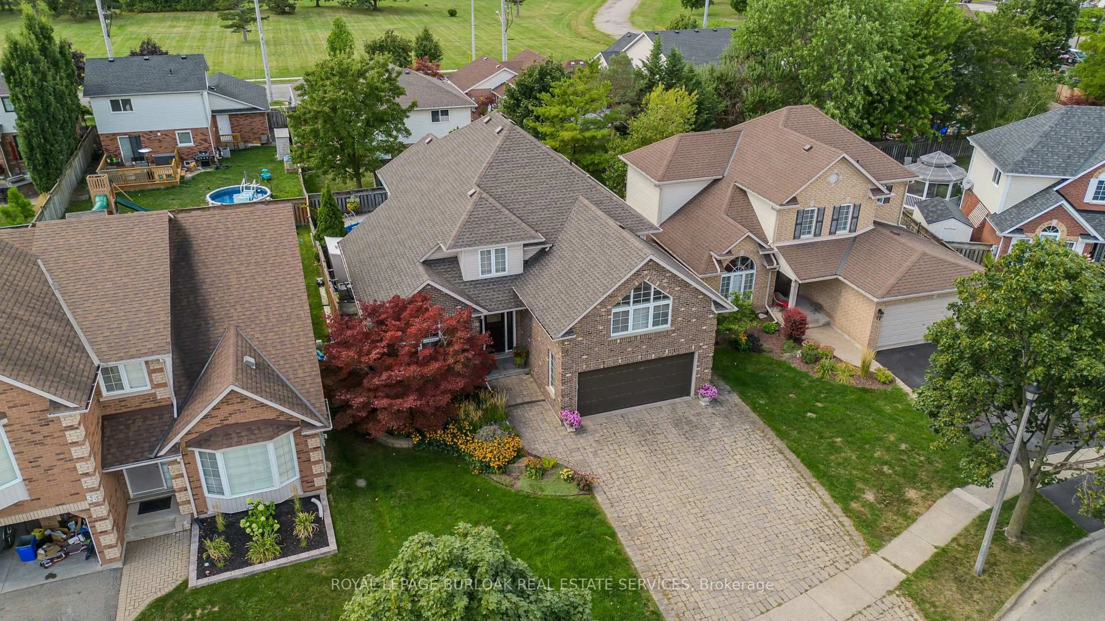 A pic from outside/outdoor area/front of a property/back of a property/a pic from drone, street for 56 Farris Ave, St. Catharines Ontario L2S 3W6