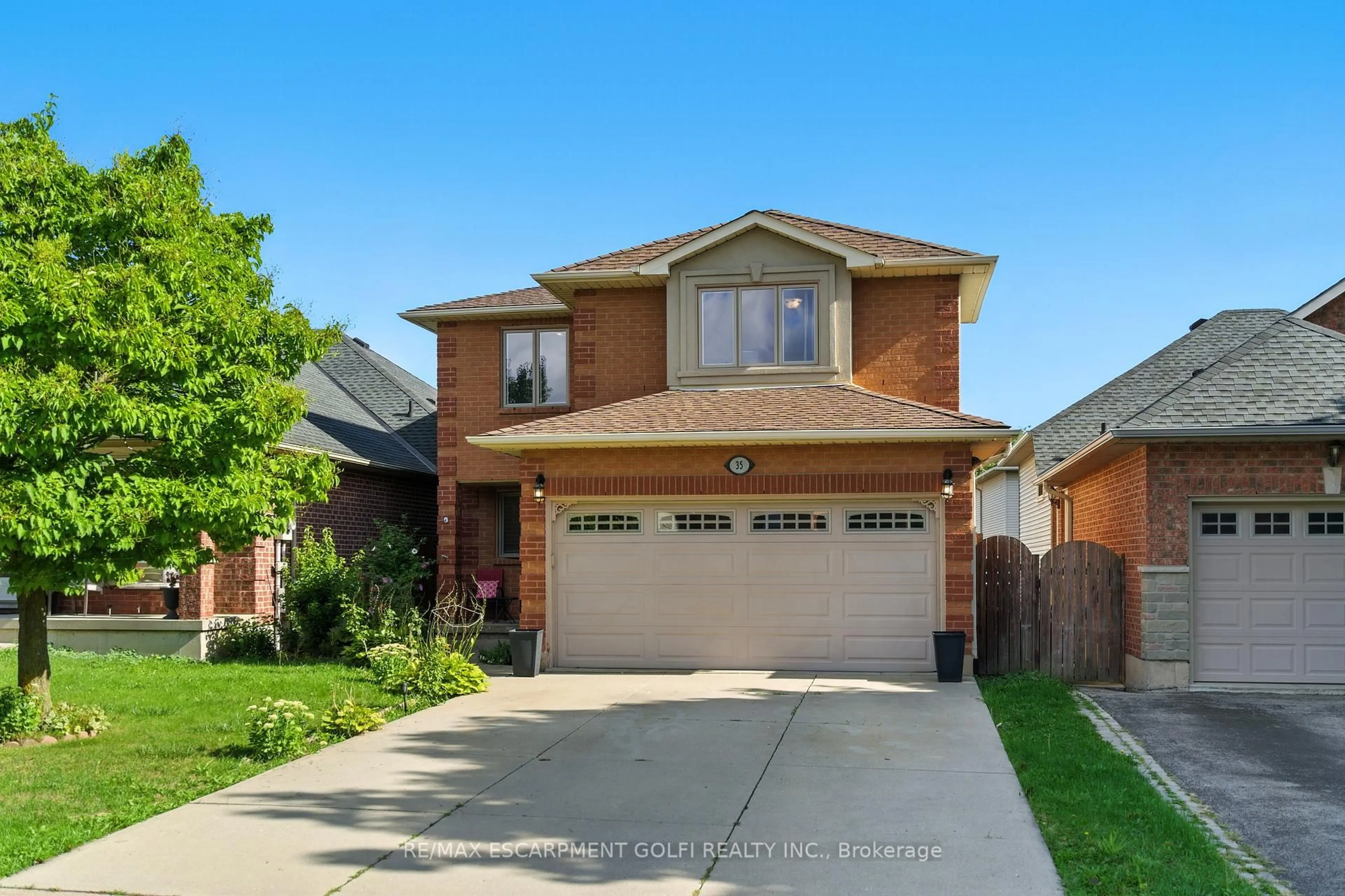 Home with brick exterior material, street for 35 Jacqueline Blvd, Hamilton Ontario L9B 2R1