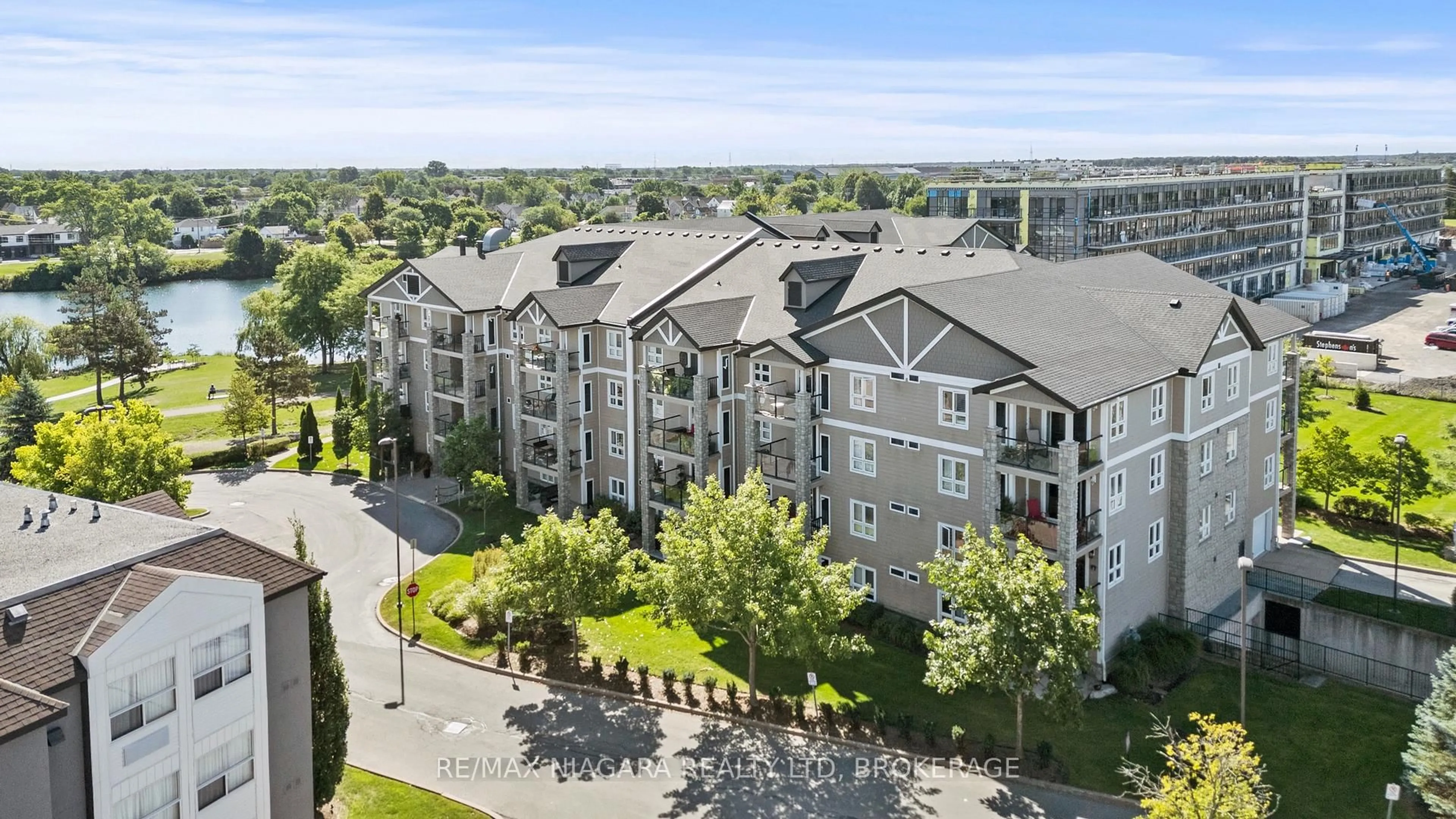 A pic from outside/outdoor area/front of a property/back of a property/a pic from drone, unknown for 330 PRINCE CHARLES Dr #1304, Welland Ontario L3C 7B3